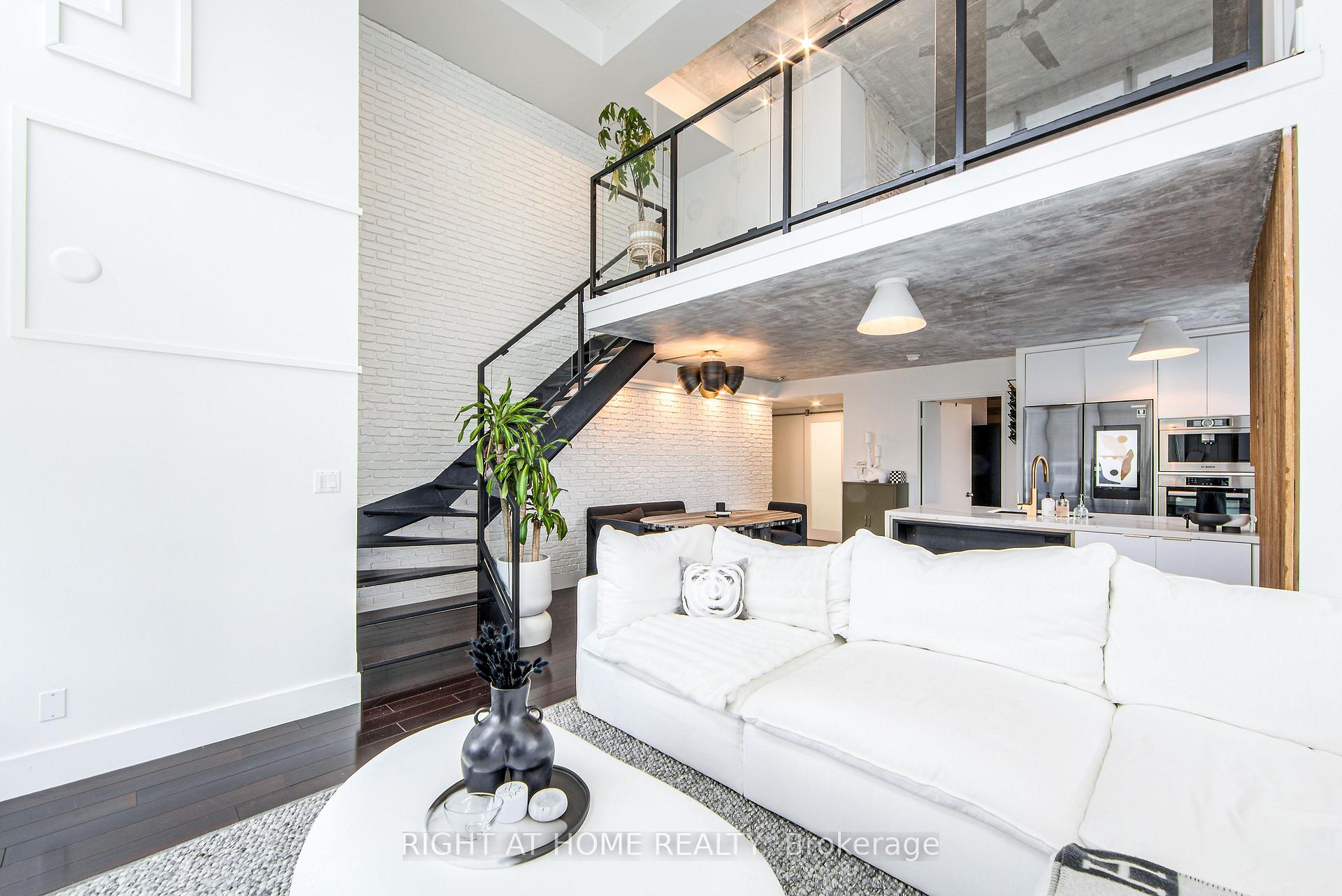728 - 250 Manitoba Street SE Toronto Ontario Canada Sale residential Berto Volpentesta Right at Home Realty, Brokerage*