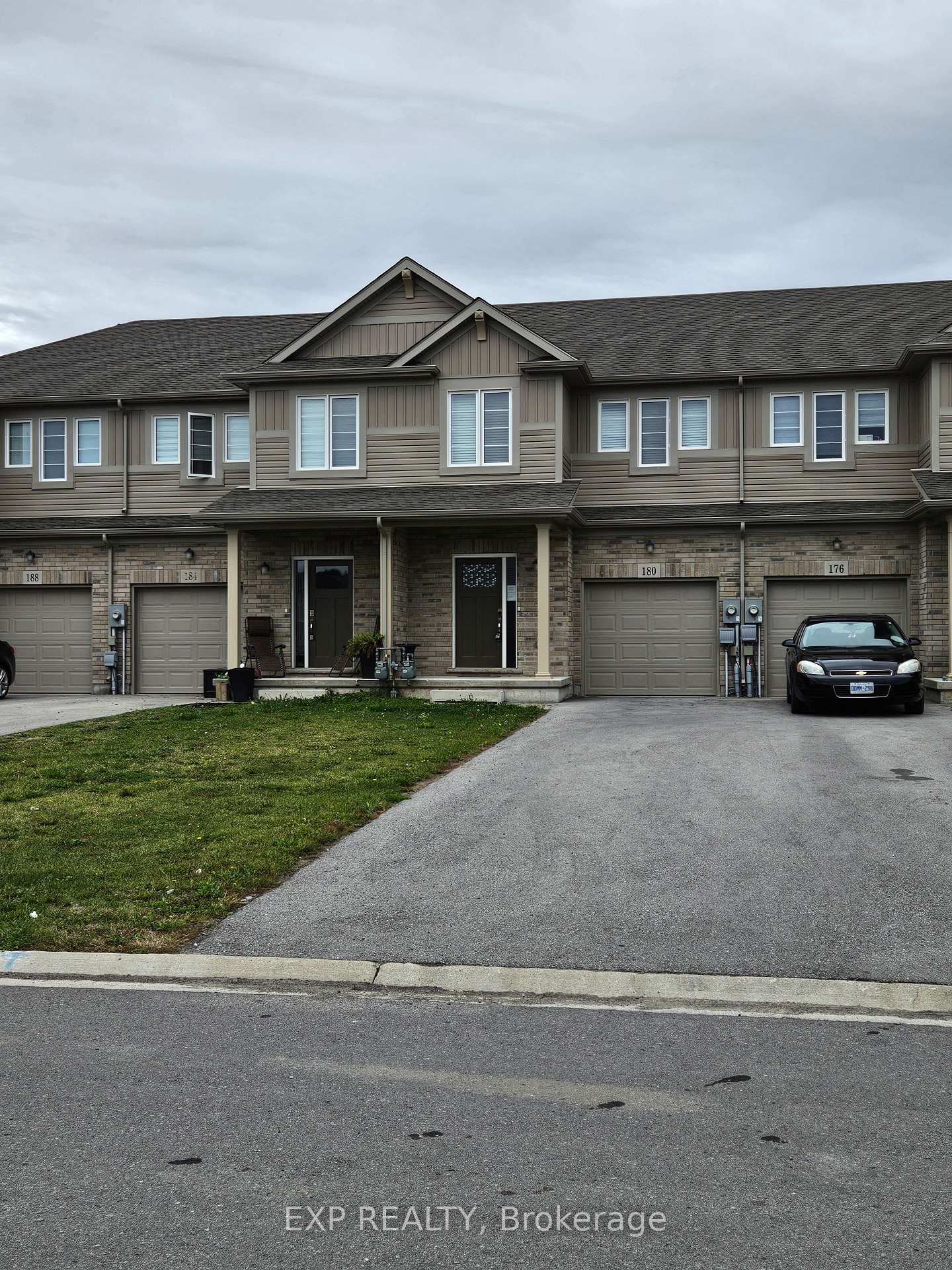 180 SUNFLOWER Place Welland Ontario Canada Sale residential Johnson Irimpan EXP REALTY