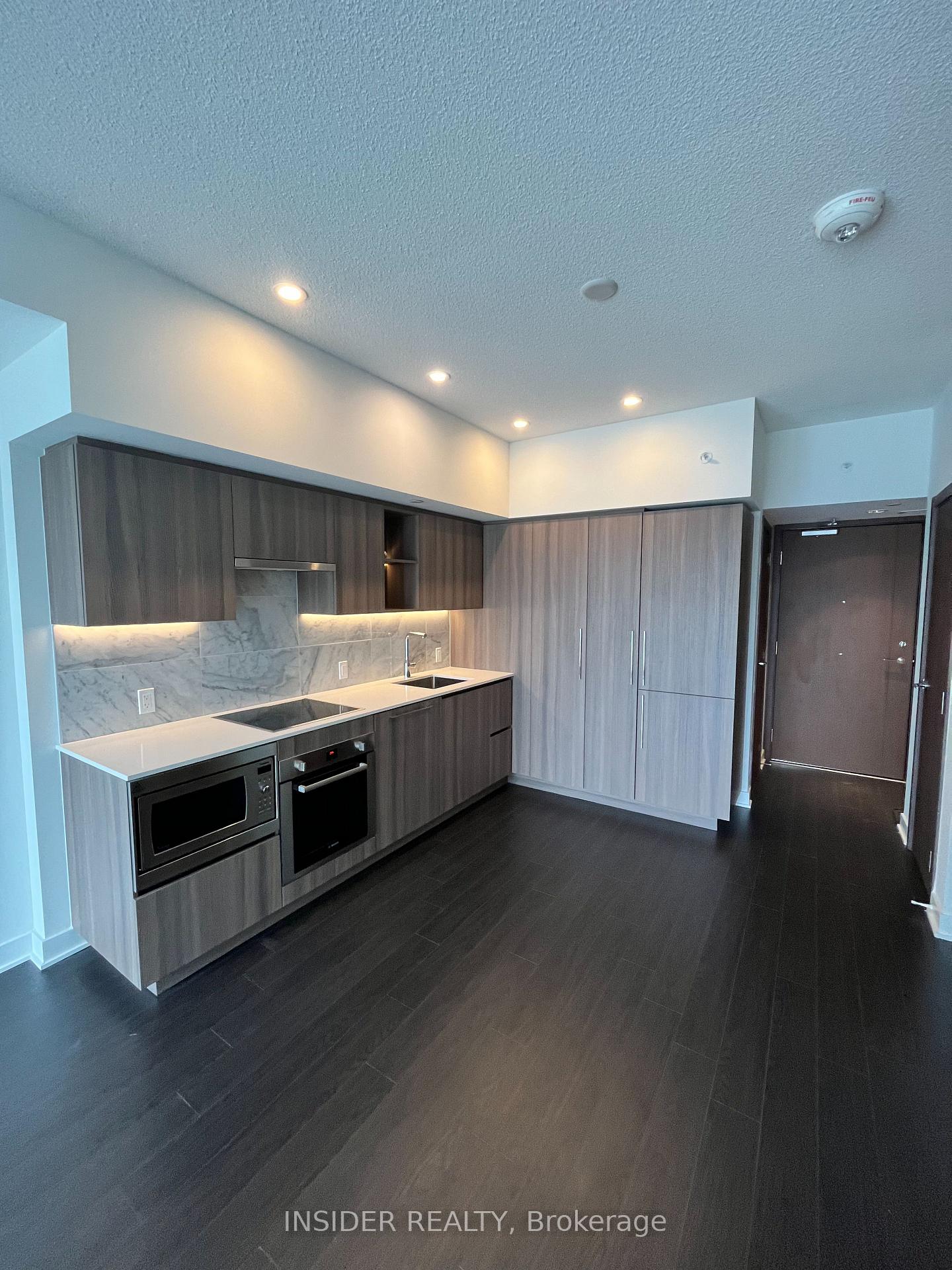 2107 - 19 Bathurst Street Toronto Ontario Canada Rent residential   SellBuyToronto.ca 