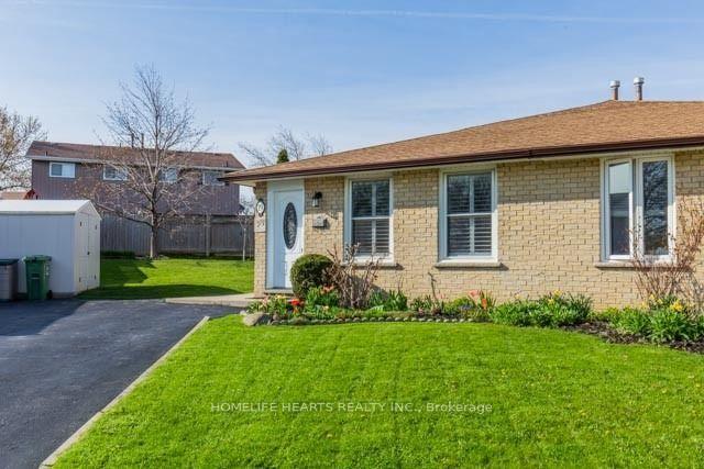 19 Hopewell Crescent Hamilton Ontario Canada Sale residential Susan Nacario HomeLife Hearts Realty Inc., Brokerage *