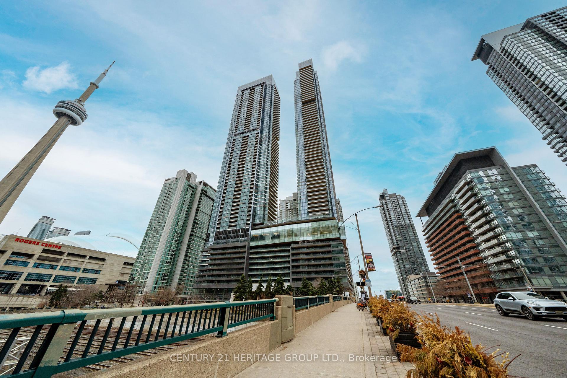6501 - 1 Concord Cityplace Way Toronto Ontario Canada Sale residential Brian Matthews RE/MAX Realtron Realty Inc., Brokerage *