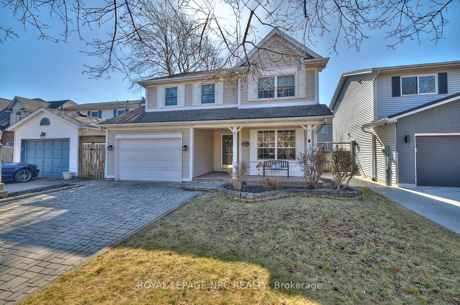 12 Brigantine Court St. Catharines Ontario Canada Sale residential Lily Ruggi ROYAL LEPAGE NRC REALTY