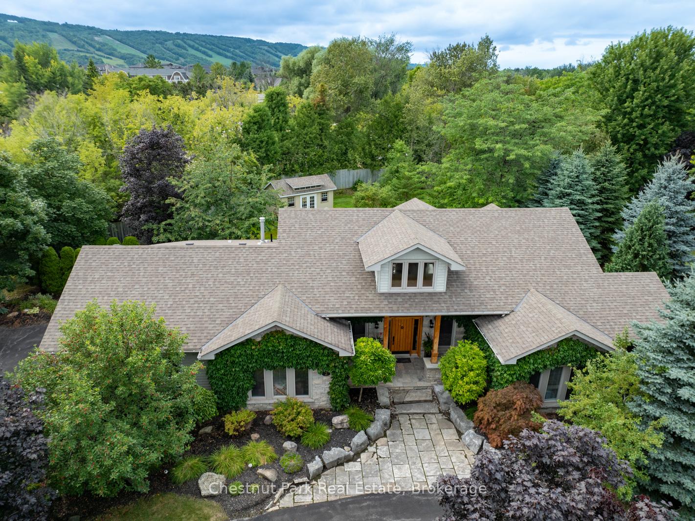 2 EVERGREEN Road Collingwood Ontario Canada Sale residential   Georgian Bay Group | Chestnut Park Real Estate Ltd. Brokerage