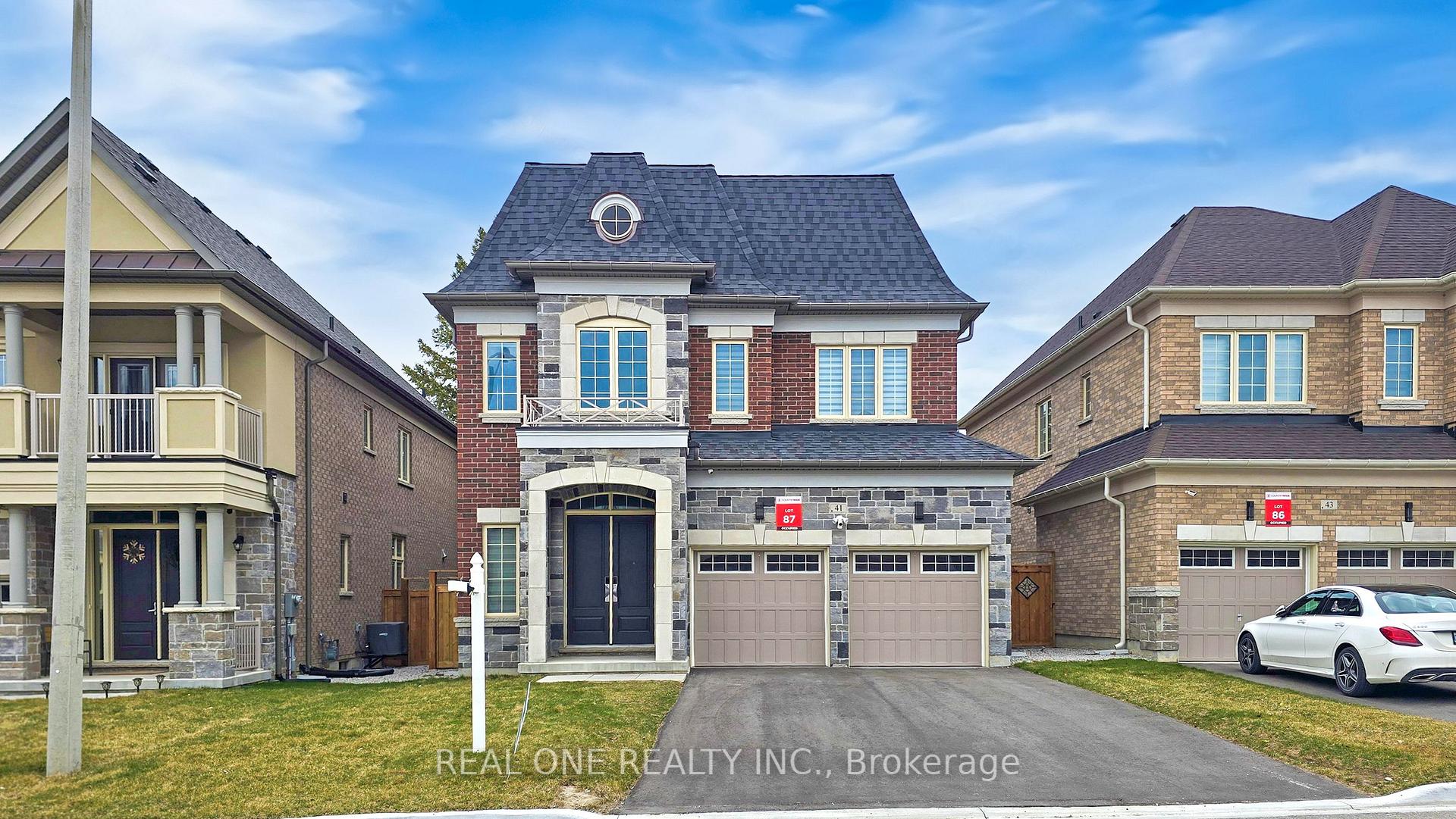 41 Menotti Drive Richmond Hill Ontario Canada Sale residential Oleg Chinguirei Sutton Group-Admiral Realty Inc., Brokerage *