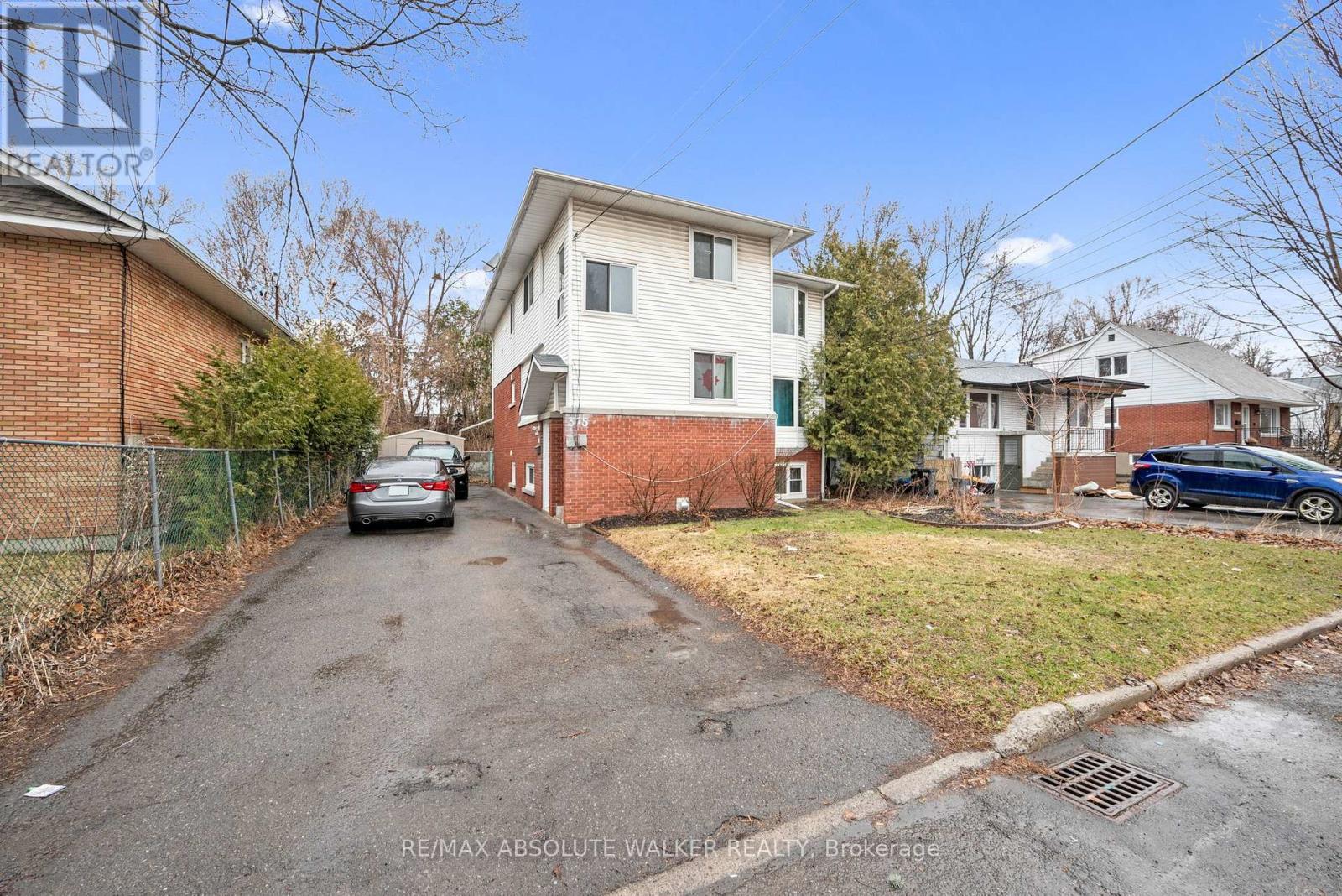 375 St. Denis Street Ottawa Ontario Canada Sale commercial Christiane Lafleur RE/MAX HALLMARK REALTY GROUP Brokerage *