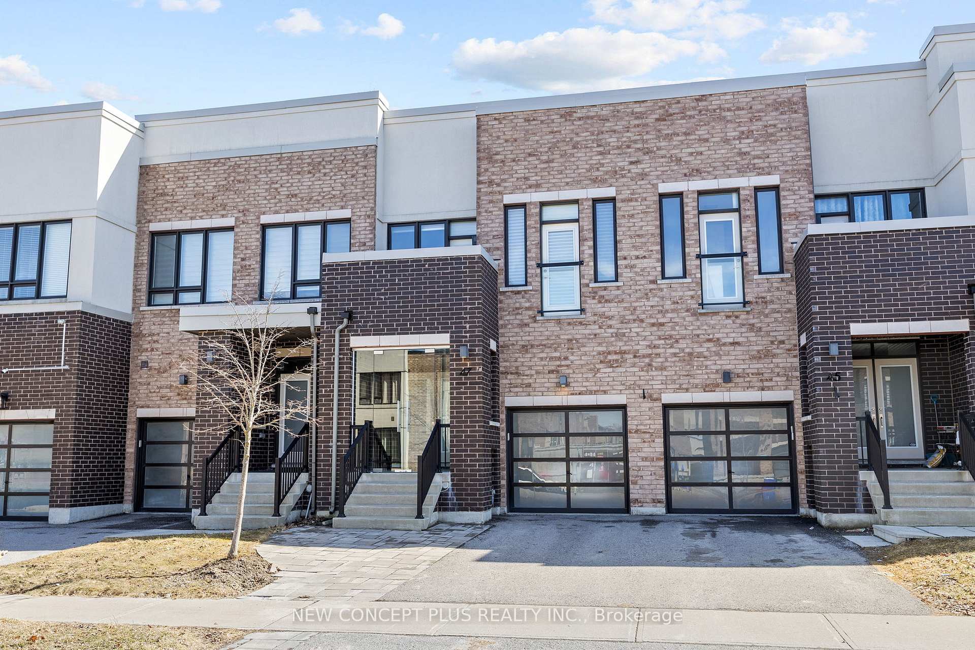 47 Dariole Drive Richmond Hill Ontario Canada Sale residential Kathy Markoff Right at Home Realty, Brokerage*