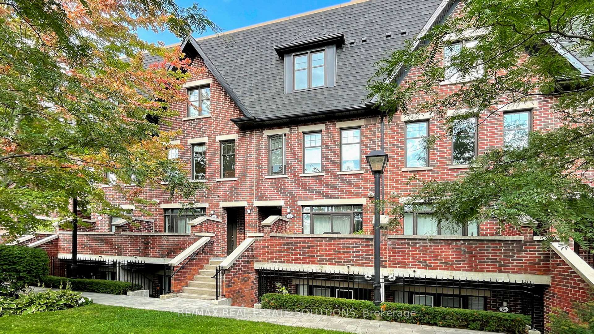59 - 140 Broadview Avenue Toronto Ontario Canada Sale residential Riverdale Homes and Condos Real Estate Homeward, Brokerage*