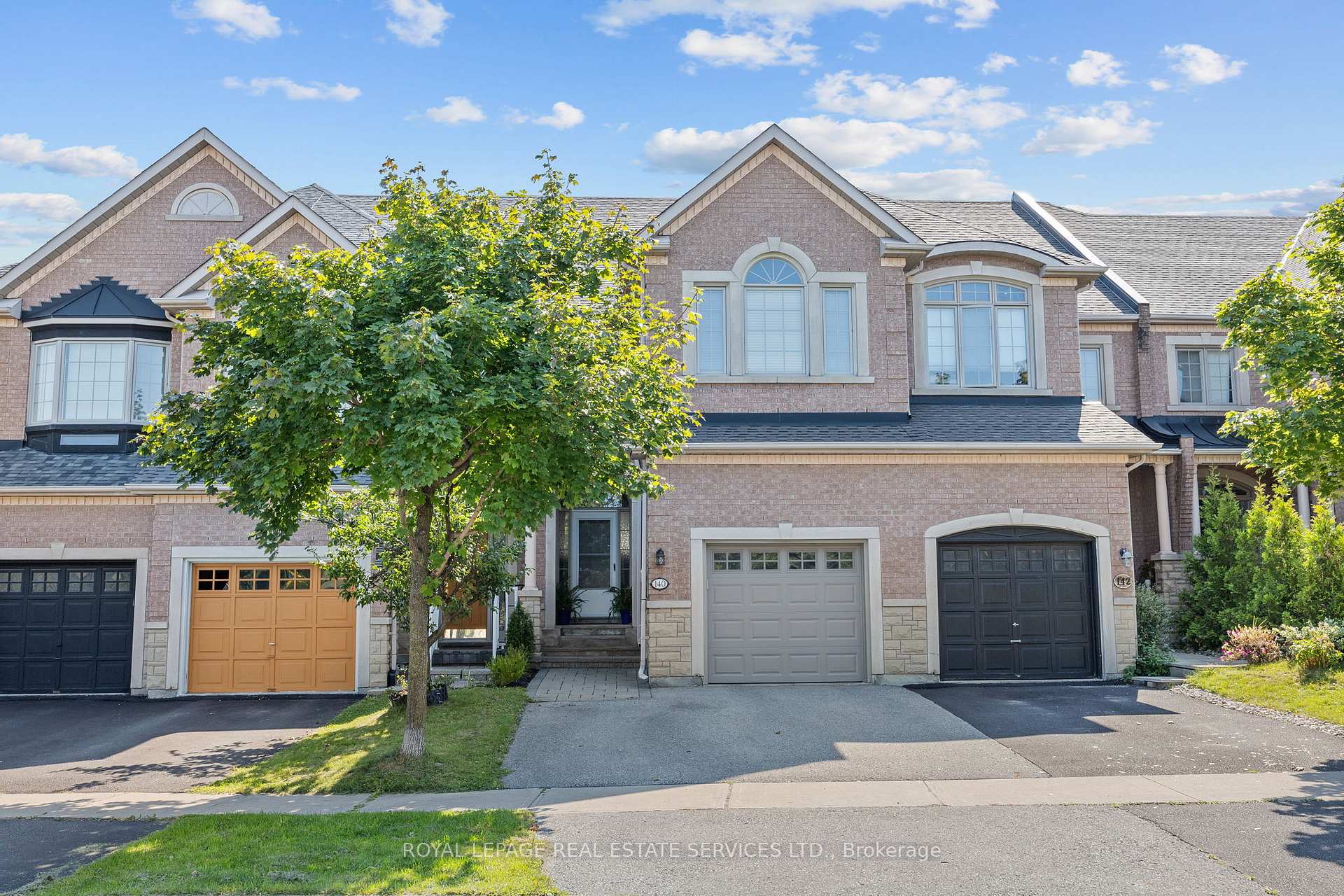 140 Kingsbridge Circle Vaughan Ontario Canada Sale residential   Royal LePage Real Estate Services Ltd Brokerage*