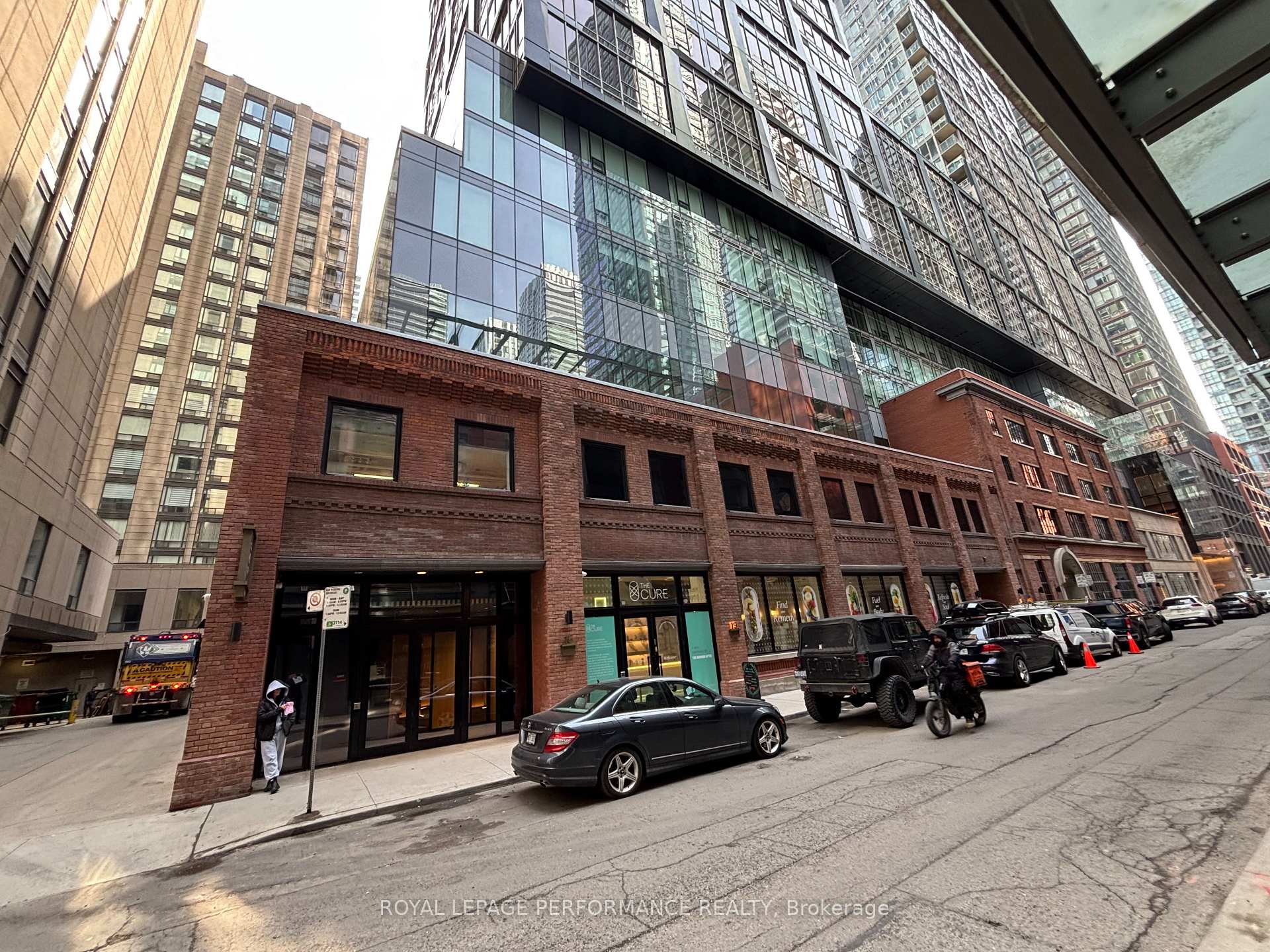 15 Mercer Street Toronto Ontario Canada Sale residential Jatin Gill Re/Max Your Community Realty, Brokerage*