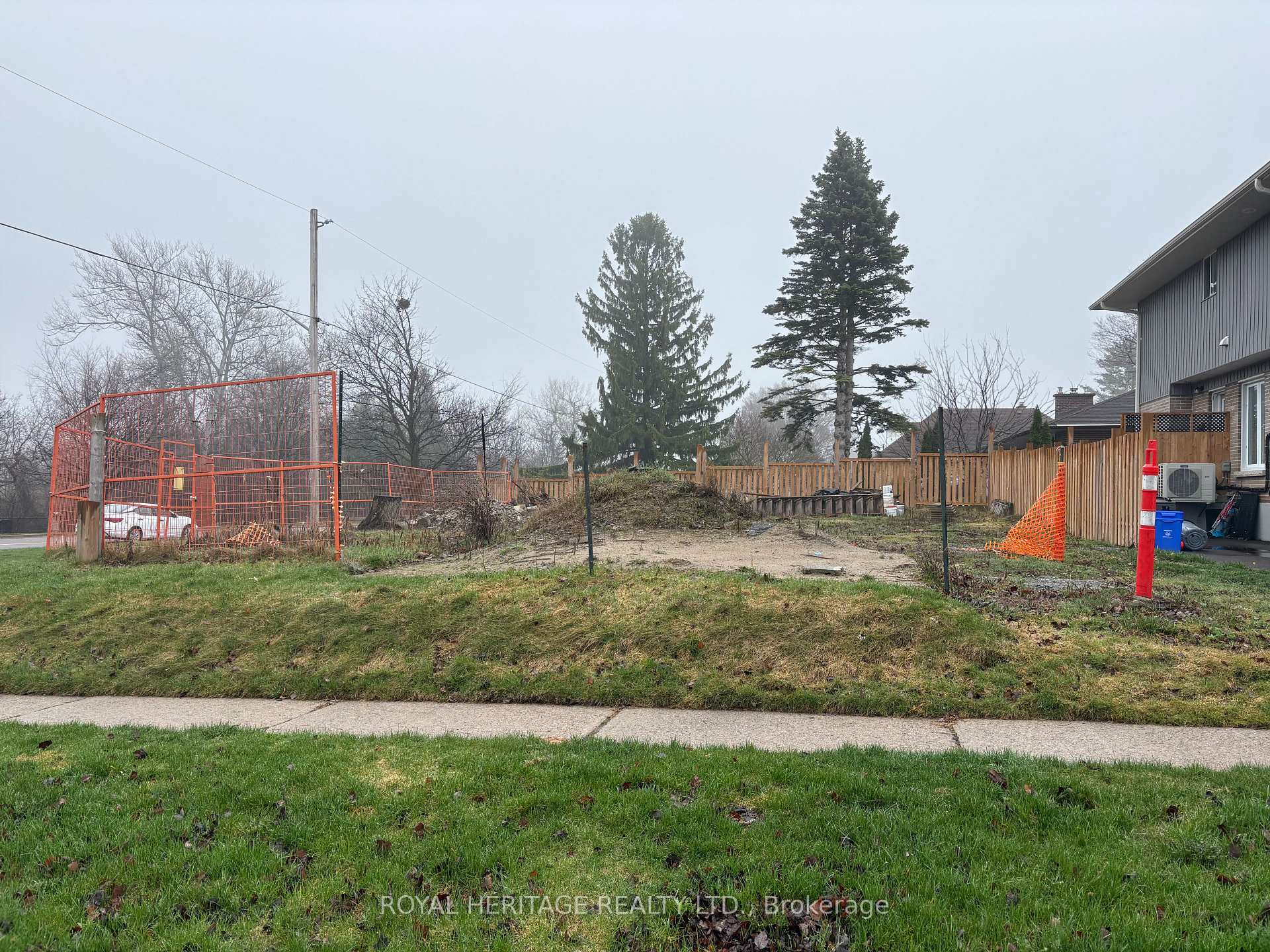 275 Humber Avenue Oshawa Ontario Canada Sale residential Marie Tugwell Royal Heritage Realty Ltd., Brokerage*