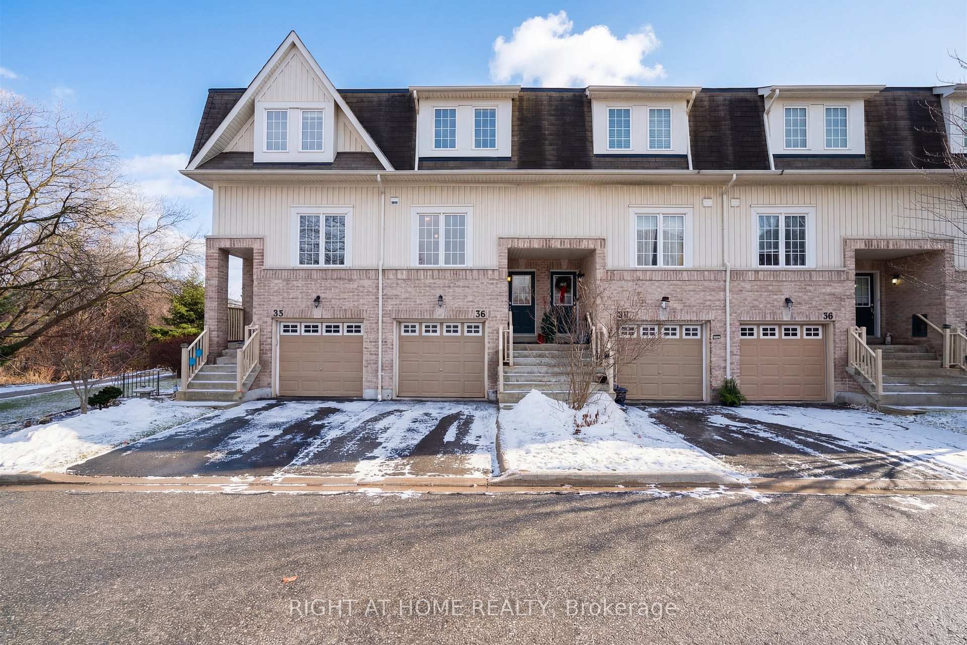 36 - 735 Sheppard Avenue W Pickering Ontario Canada Rent residential Cecilia Stroeder Right at Home Realty, Brokerage*