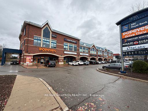 14785 Yonge Street Aurora Ontario Canada Lease commercial Teresa Vu RE/MAX Realtron Realty, Inc. Brokerage*