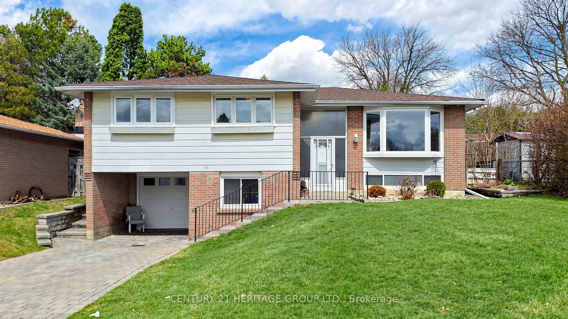 72 Romfield Circuit Markham Ontario Canada Sale residential   Best Ontario Homes