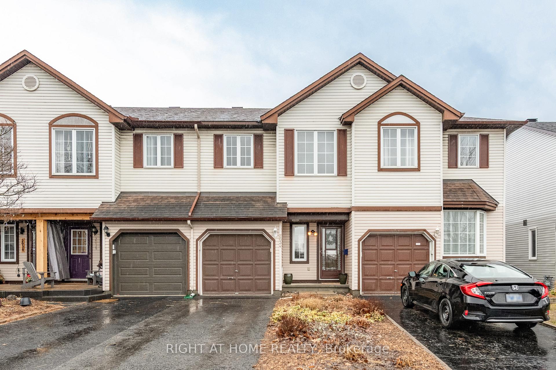 2034 P Avenue Ottawa Ontario Canada Sale residential Hesam Azimi Right at Home Realty, Brokerage*