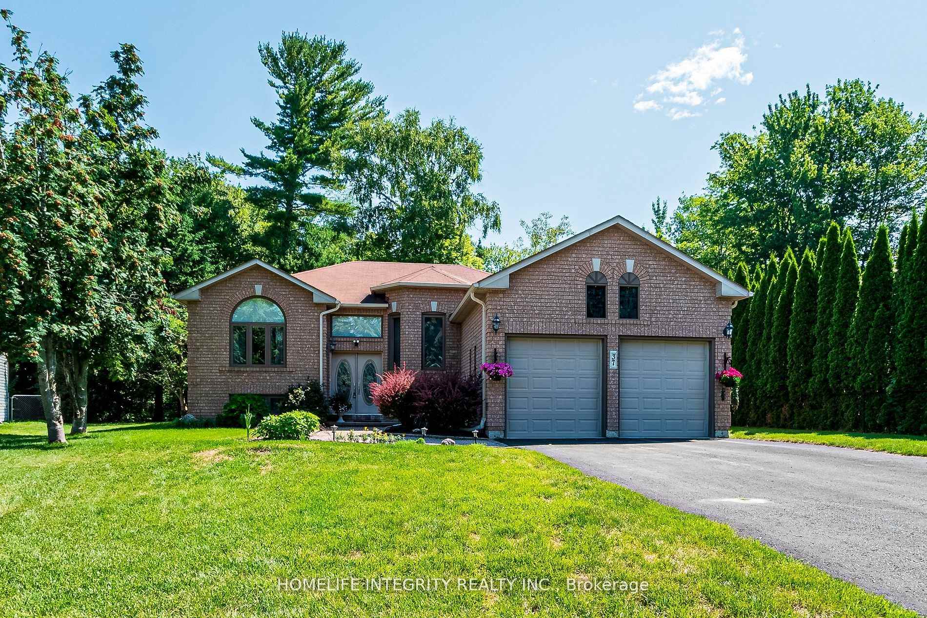37 Brouwer Crescent Wasaga Beach Ontario Canada Sale residential   Homelife Integrity Realty Inc. Brokerage*