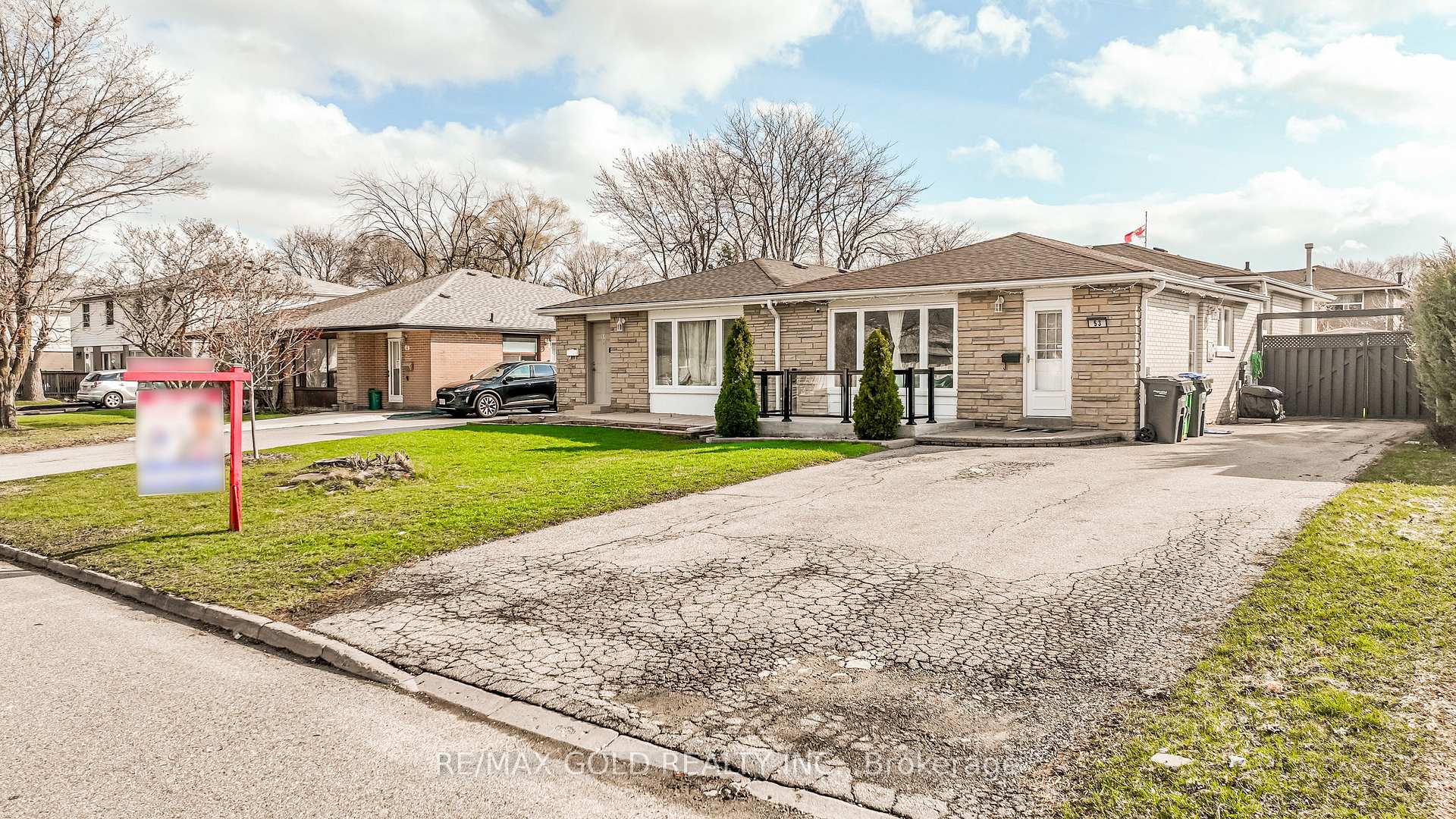 53 Davenport Crescent Brampton Ontario Canada Sale residential Sundeep Babbar Royal Lepage Certified Realty, Brokerage*