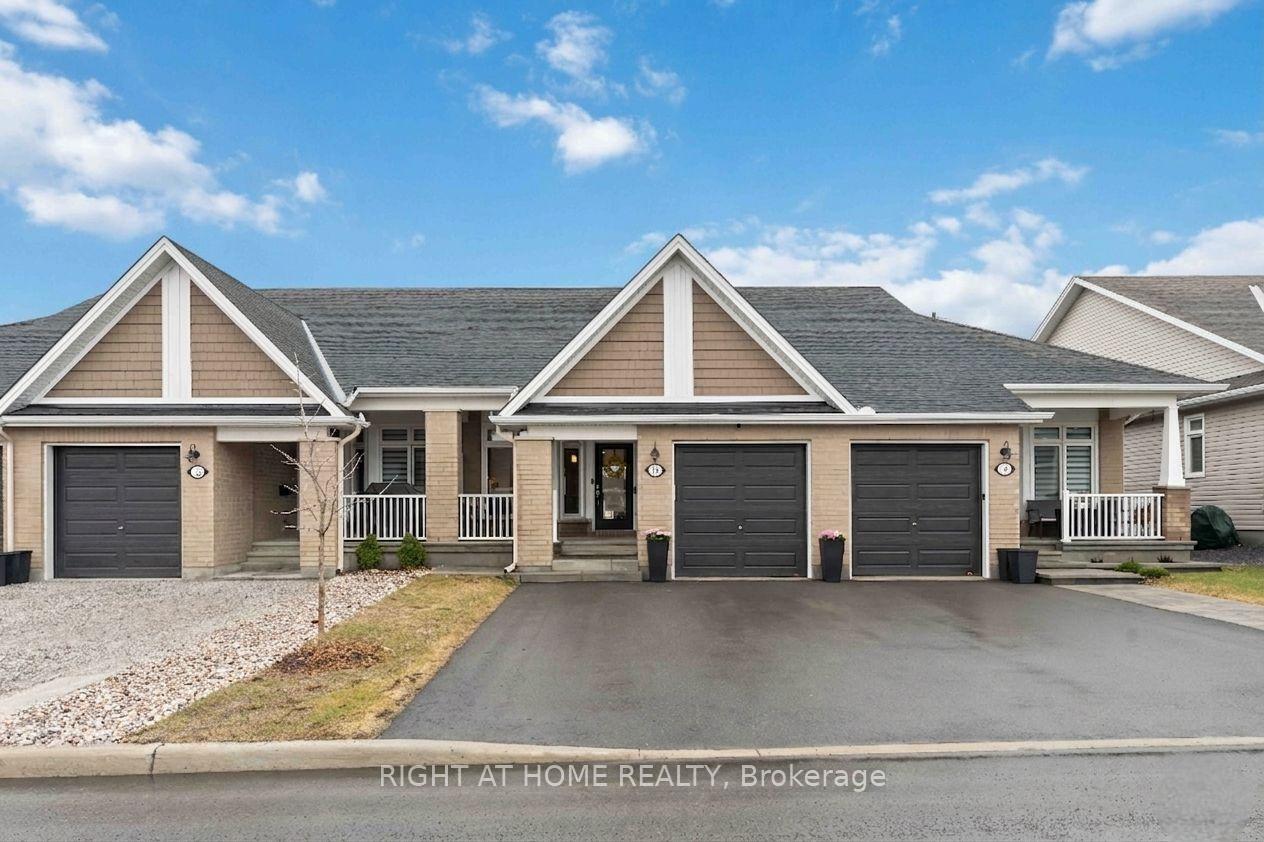 14 Kayenta Street Ottawa Ontario Canada Sale residential Hesam Azimi Right at Home Realty, Brokerage*