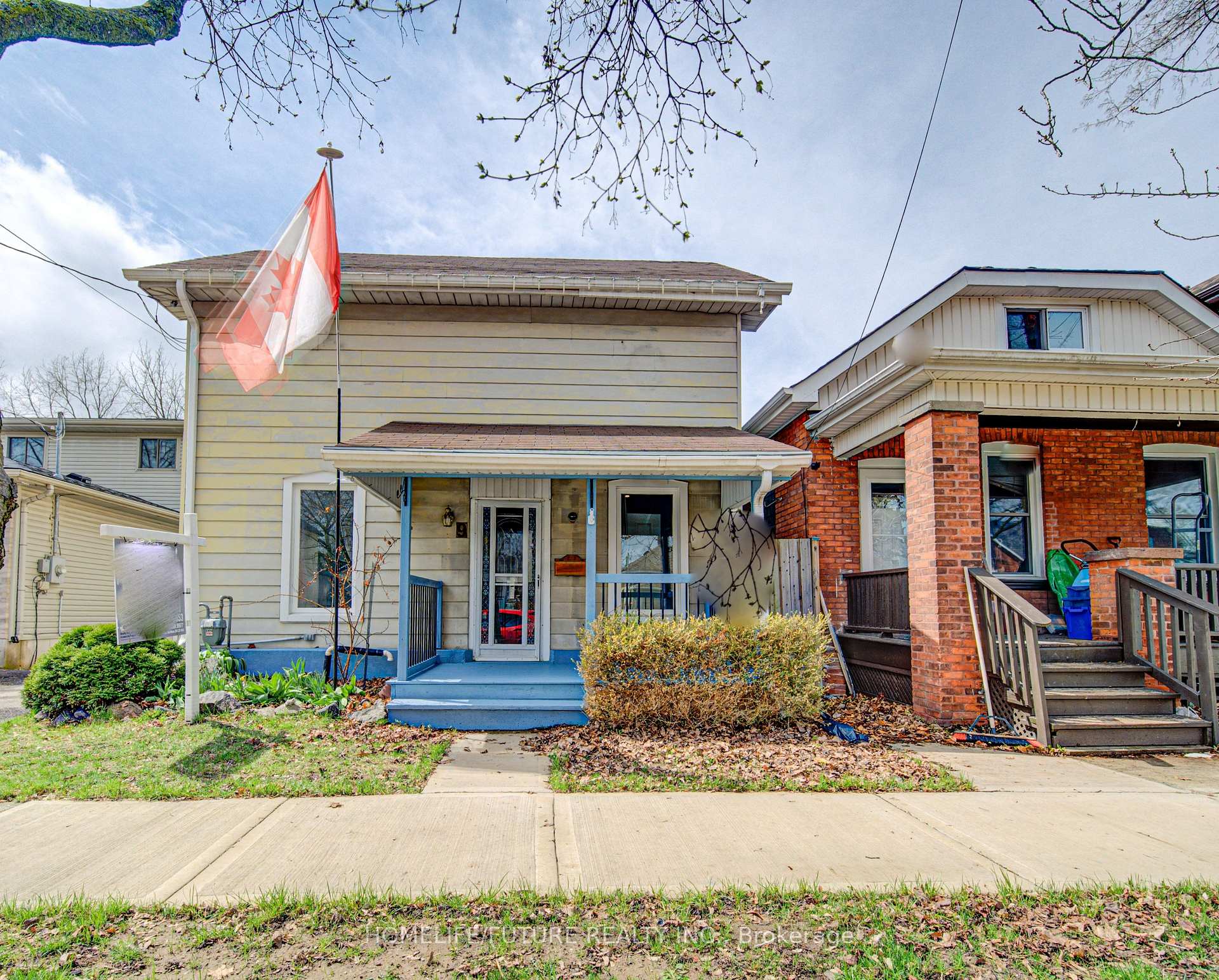 9 Superior Street Brantford Ontario Canada Sale residential Thas Joseph HomeLife/Future Realty Inc., Brokerage*