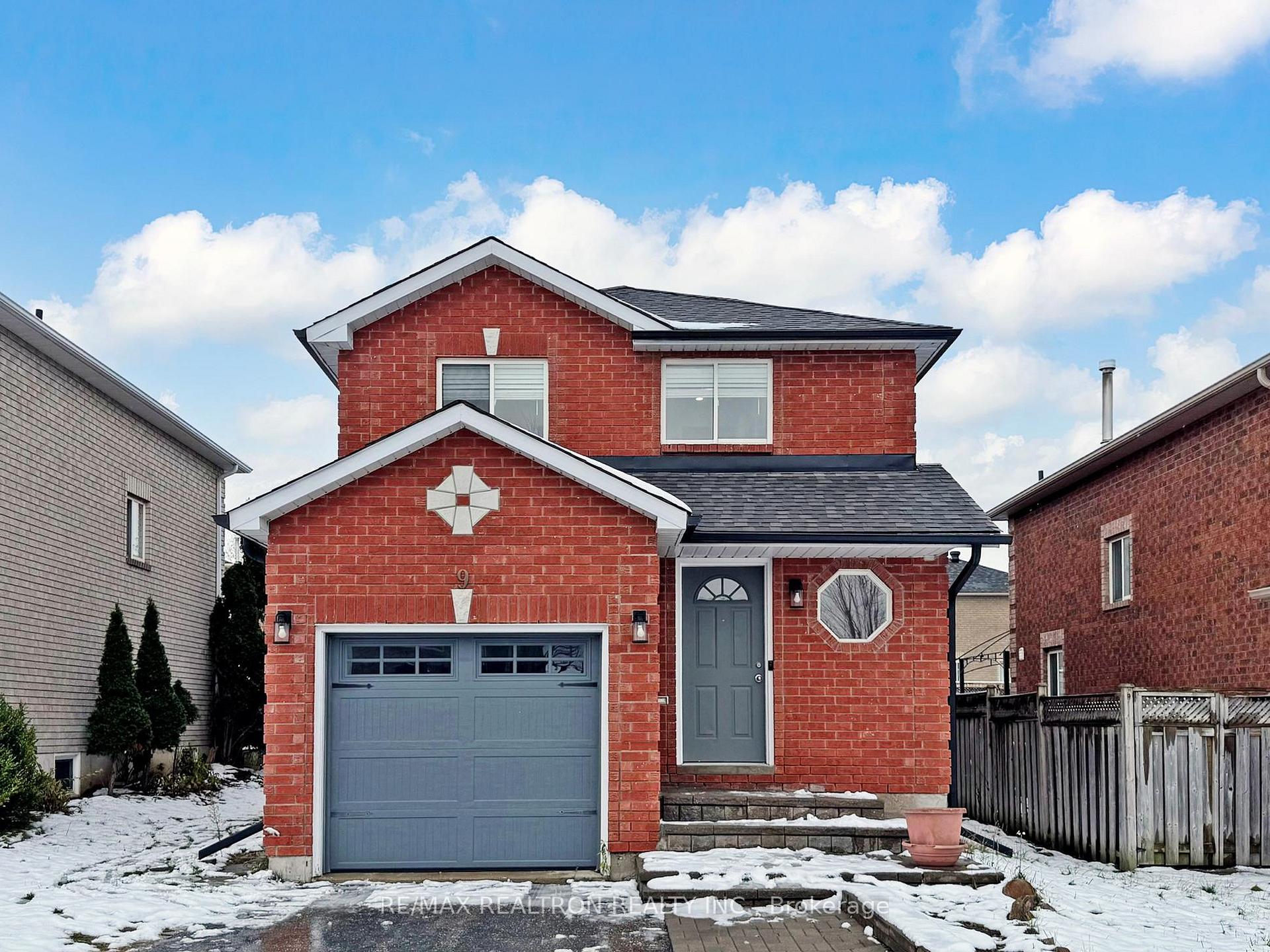 9 Booth Lane Barrie Ontario Canada Sold residential Gila Gelman RE/MAX Realtron Realty Inc., Brokerage*