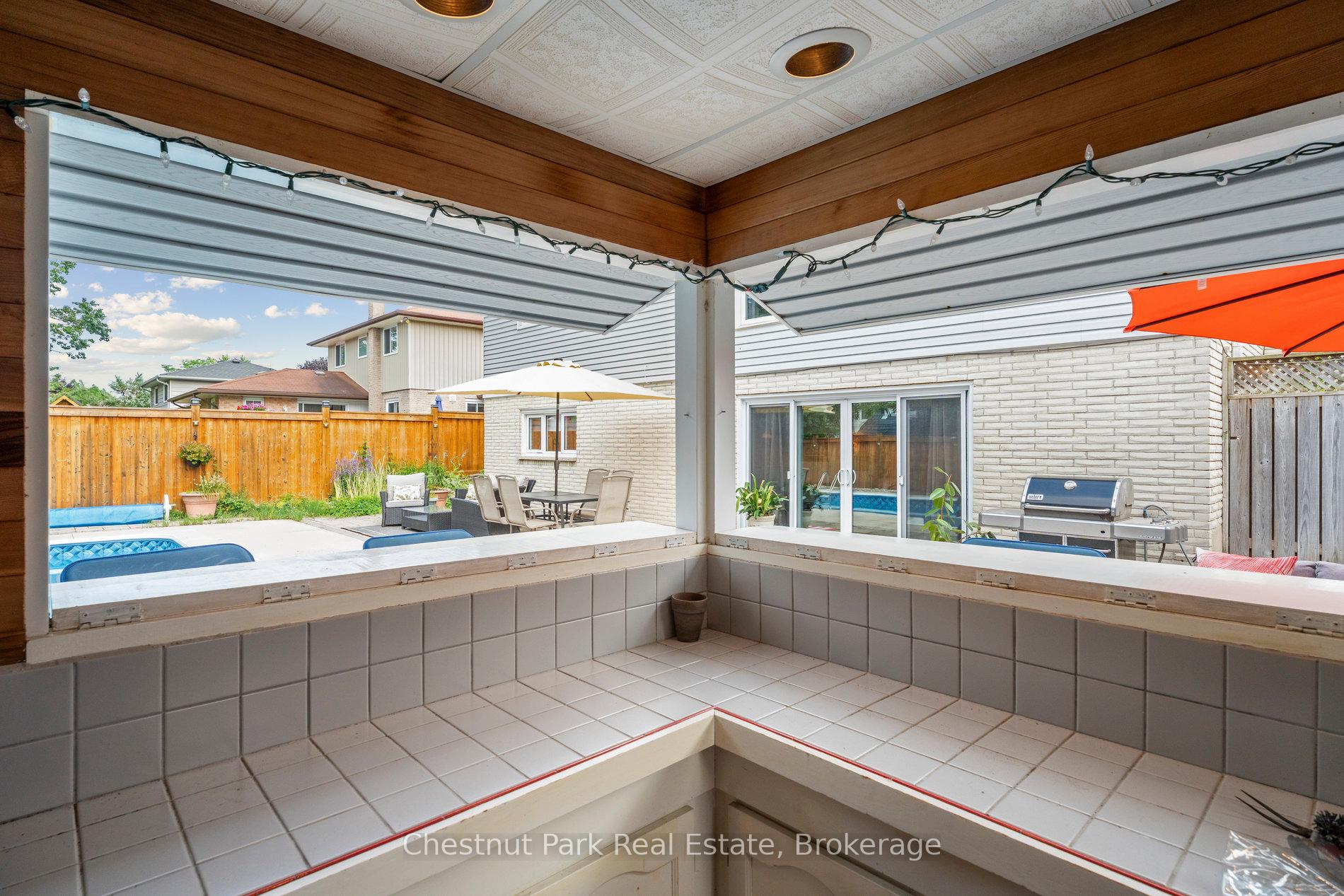 4 Bedroom Single Family Home/House's Image 40