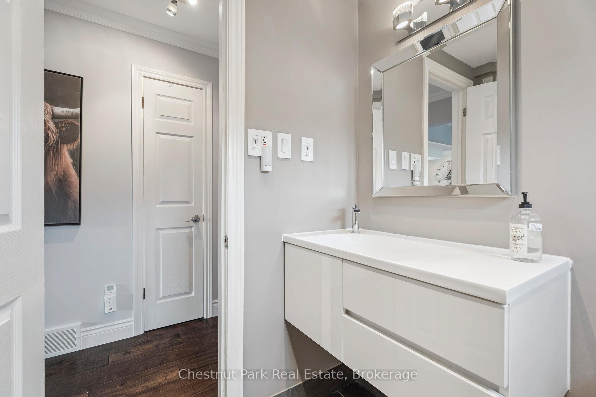 4 Bedroom Single Family Home/House's Image 25