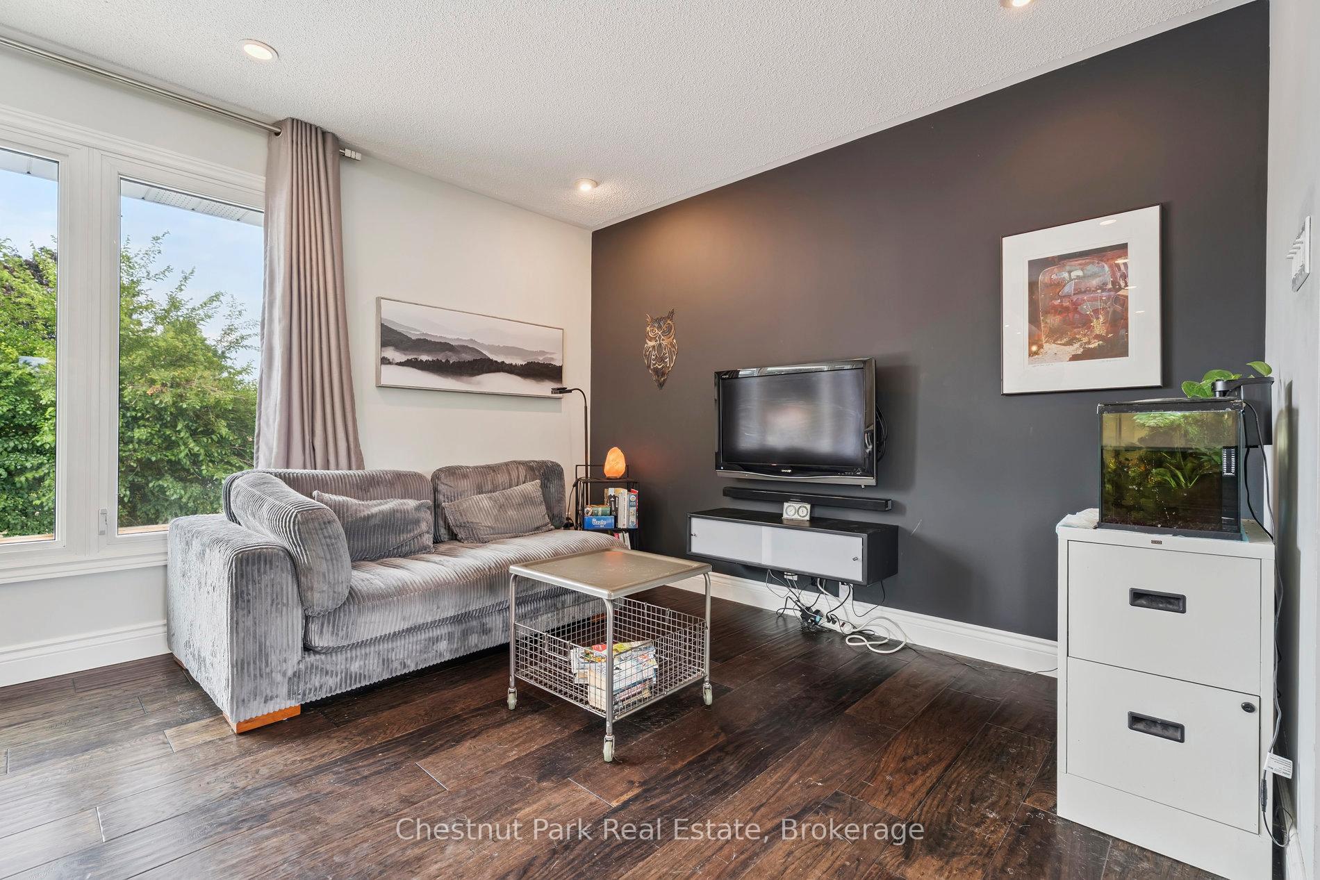 4 Bedroom Single Family Home/House's Image 19