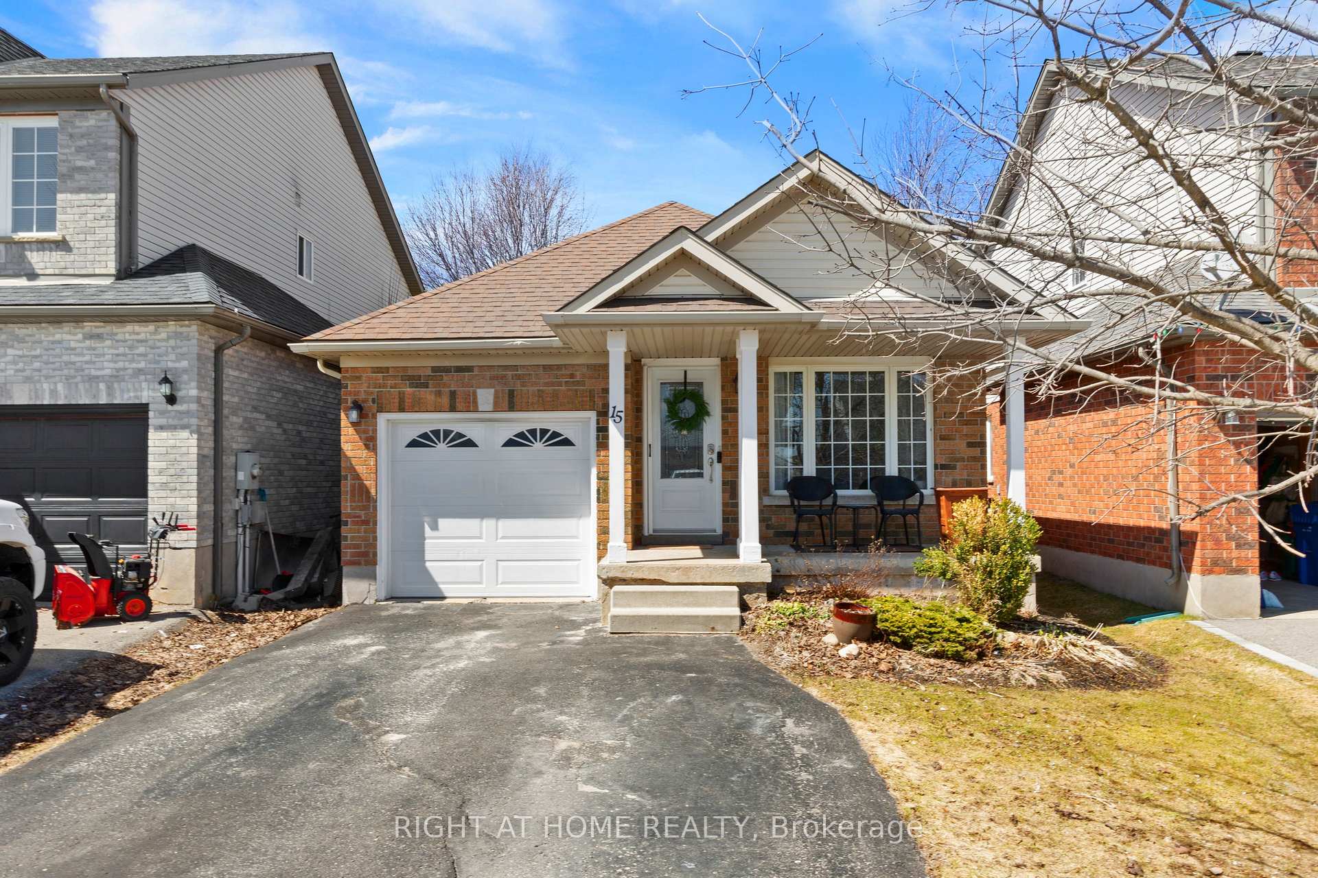 15 Settlers Road Orangeville Ontario Canada Sale residential Sundeep Babbar Royal Lepage Certified Realty, Brokerage*