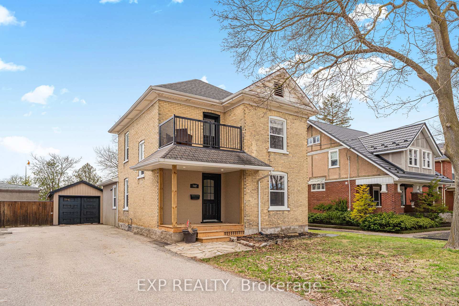 742 Vine Street Cambridge Ontario Canada Sale residential Renee Blair Sotheby's International Realty Canada