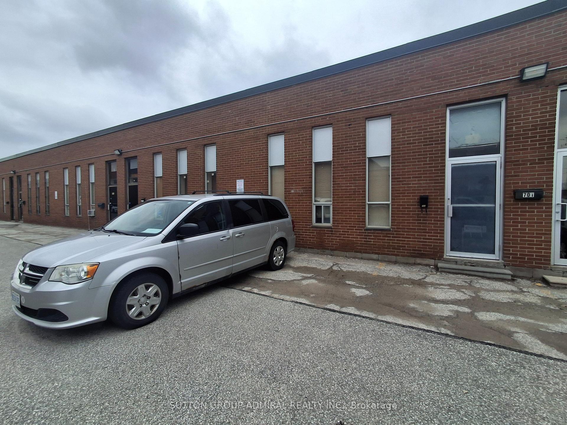 703 Garyray Drive Toronto Ontario Canada Sale commercial Leonard Selvaratnam Sutton Group-Admiral Realty Inc., Brokerage *