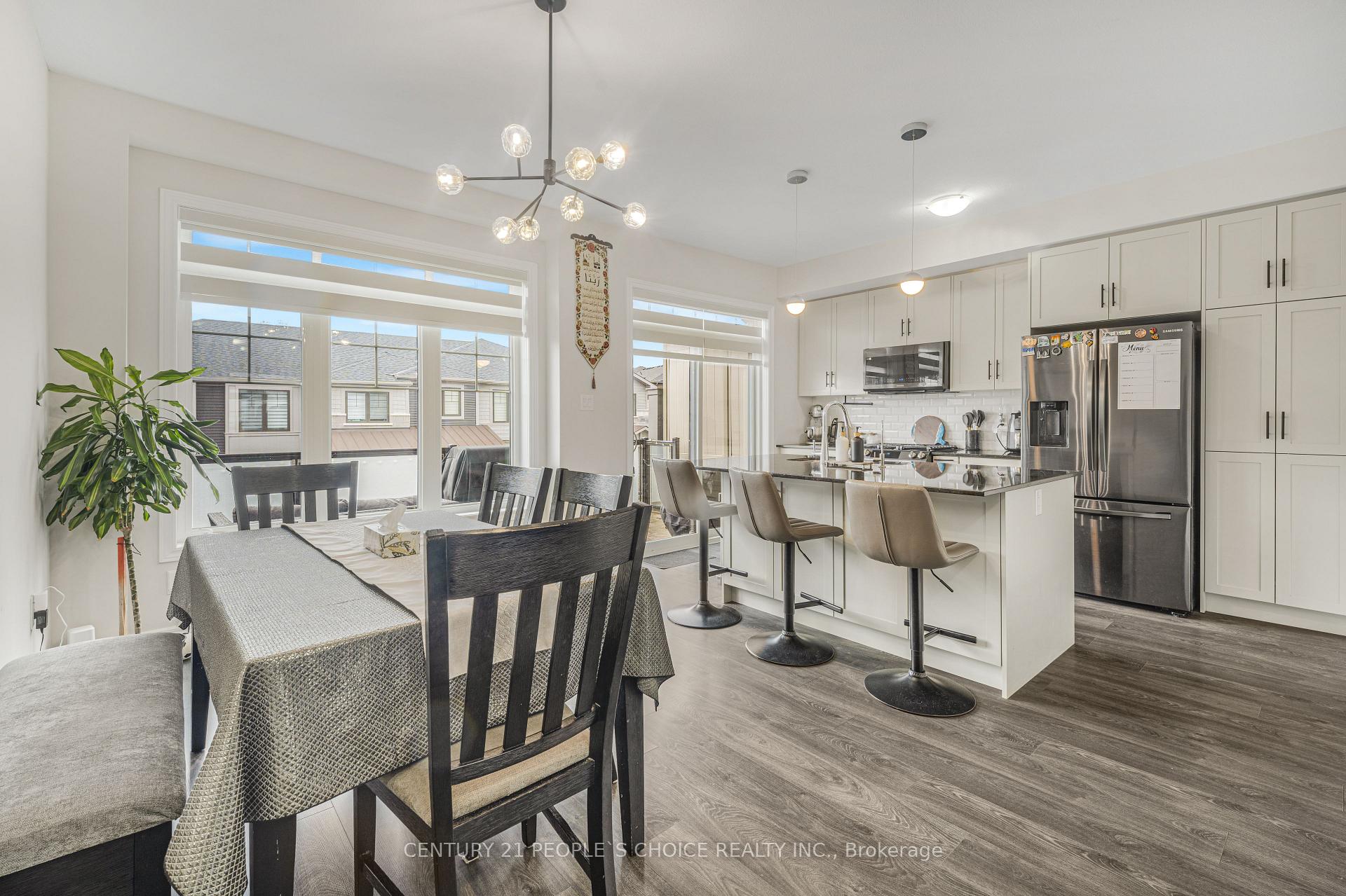 25 - 10 Birmingham Drive Cambridge Ontario Canada Sale residential Chabi Ori Century 21 People's Choice Realty Inc., Brokerage *