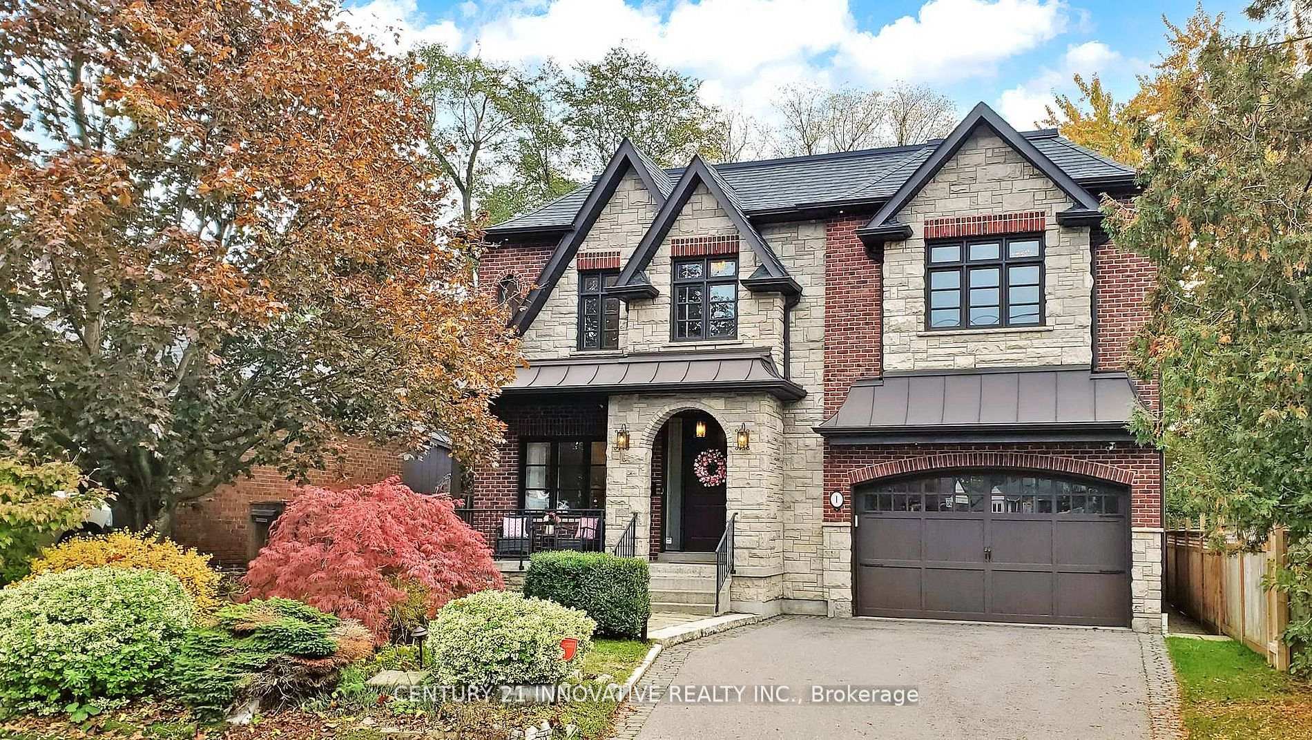 1 Dustan Crescent Toronto Ontario Canada Sale residential Manraj Aujla HomeLife/Miracle Realty Ltd, Brokerage *