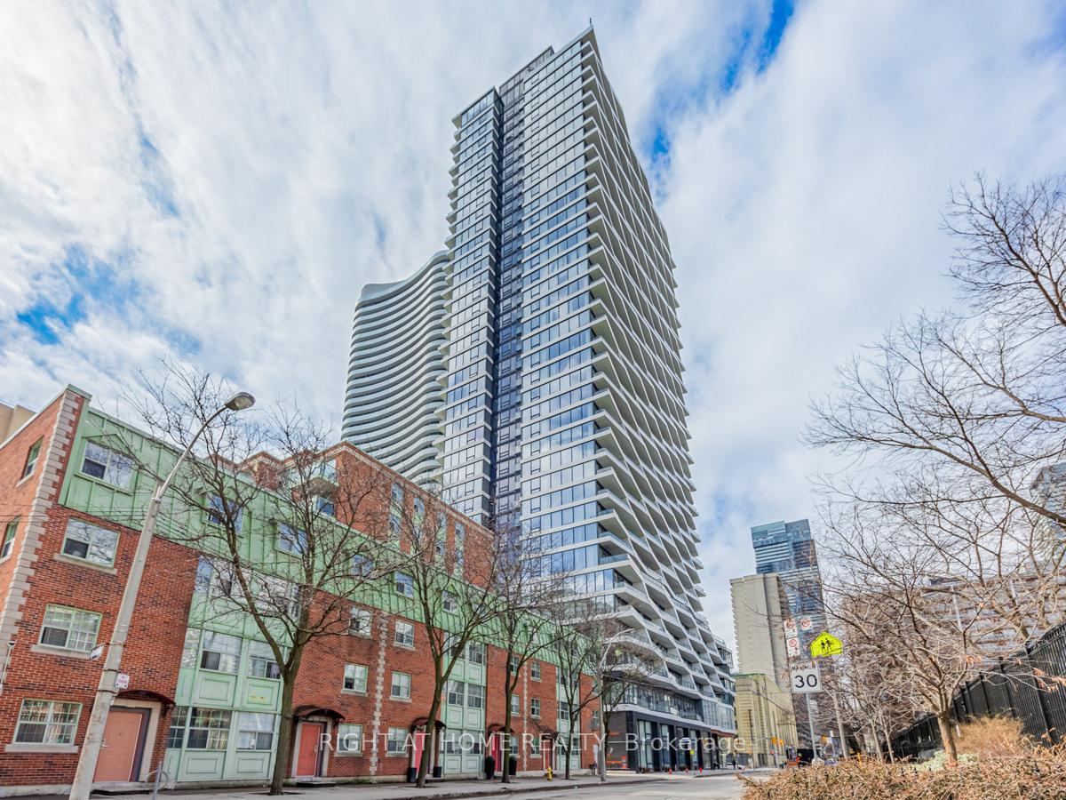 1615 - 85 Wood Street Toronto Ontario Canada Rent residential Enza Styles Right at Home Realty, Brokerage*