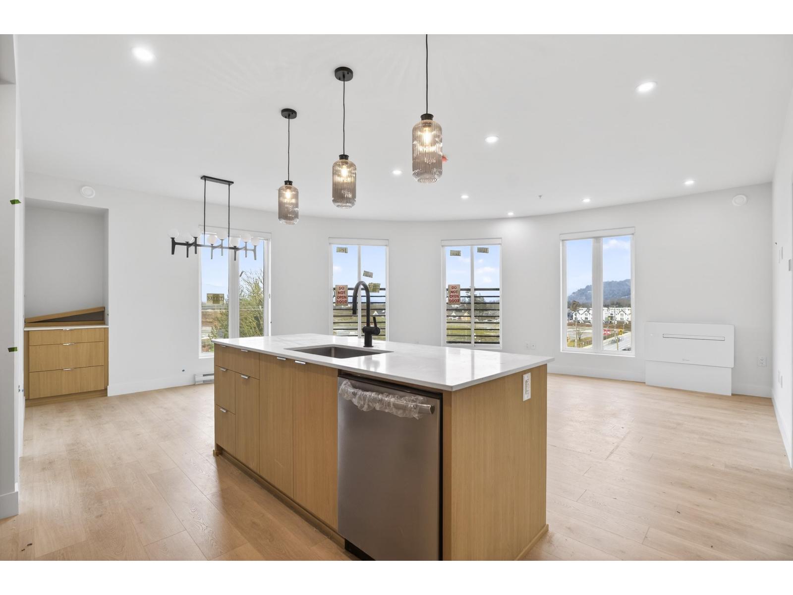 403 46185 THOMAS ROAD|Sardis Eas Chilliwack British Columbia Canada Sale residential   HomeLife Realty Services