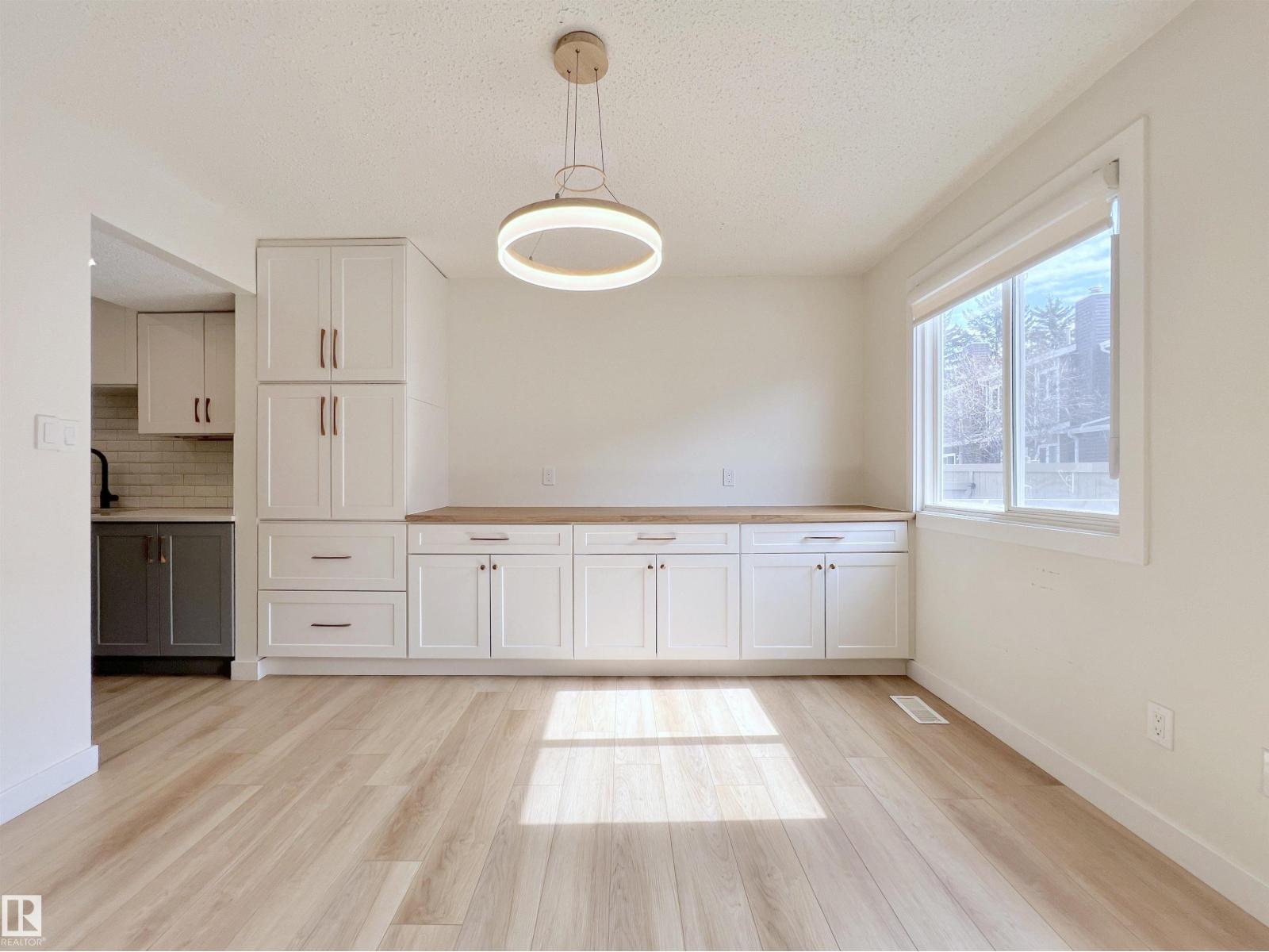 #12 3221 119 ST NW Edmonton Alberta Canada Sale residential Don Brown Royal LePage Noralta Real Estate, Brokerage*