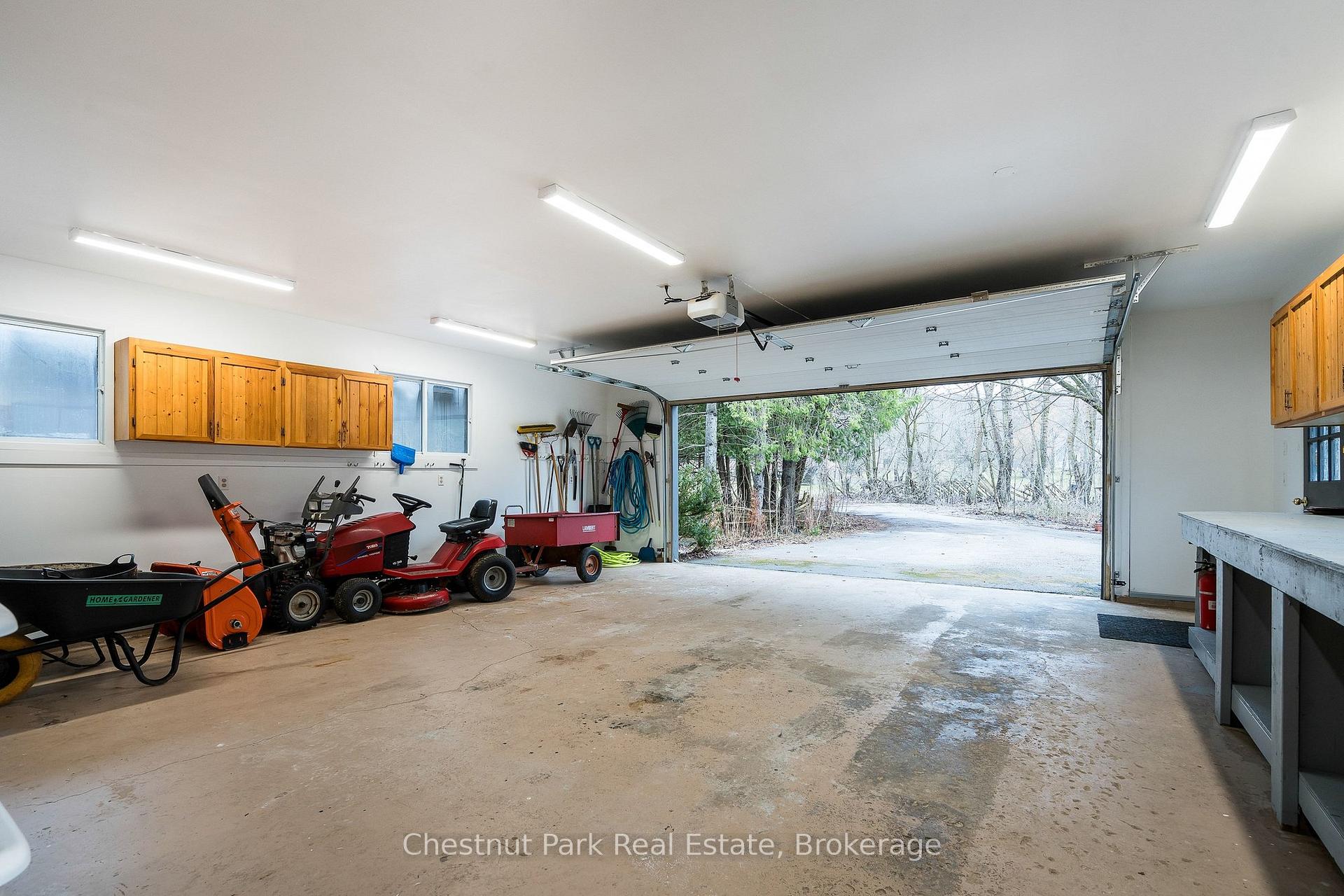 3 Bedroom Single Family Home/House's Image 31