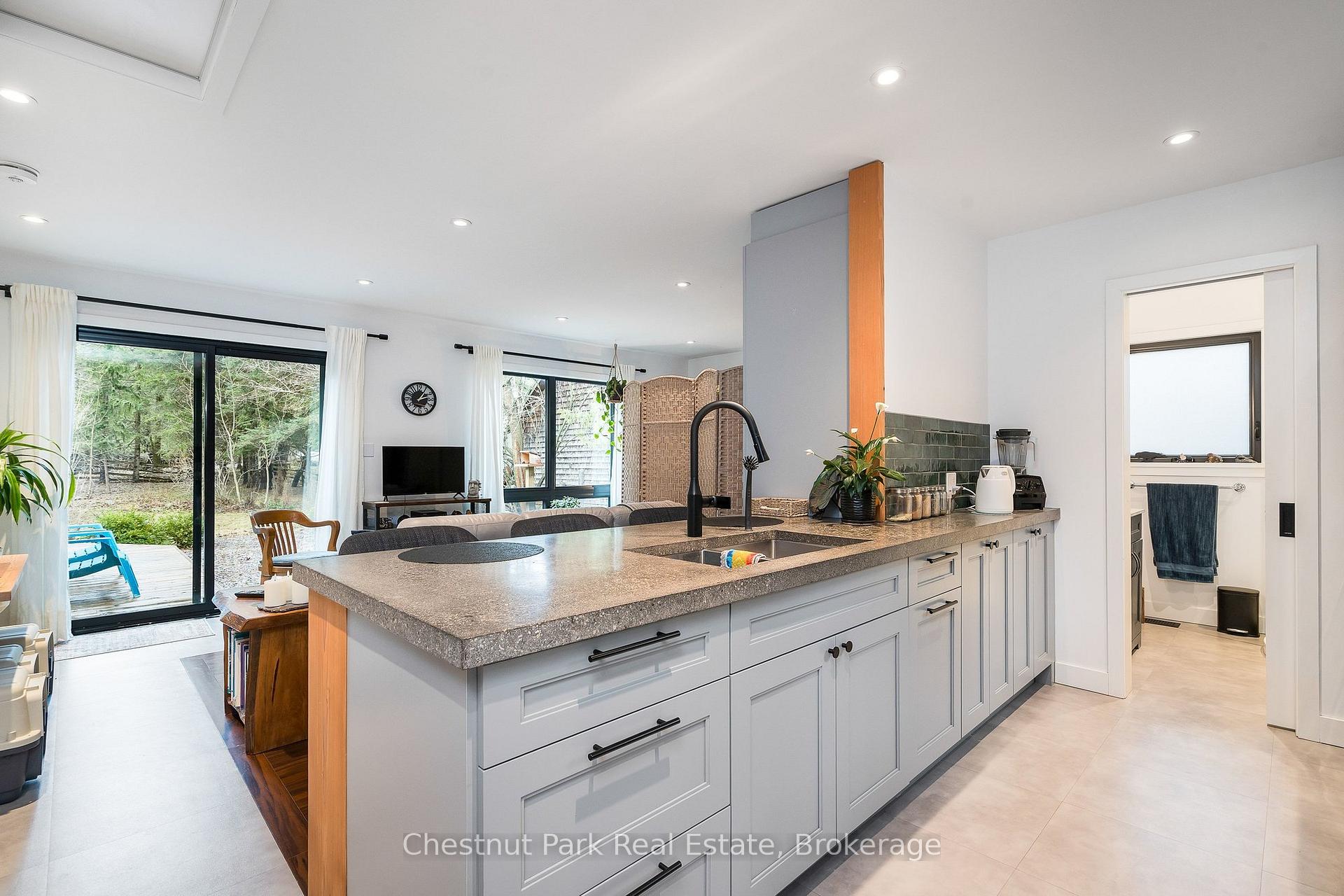 3 Bedroom Single Family Home/House's Image 29