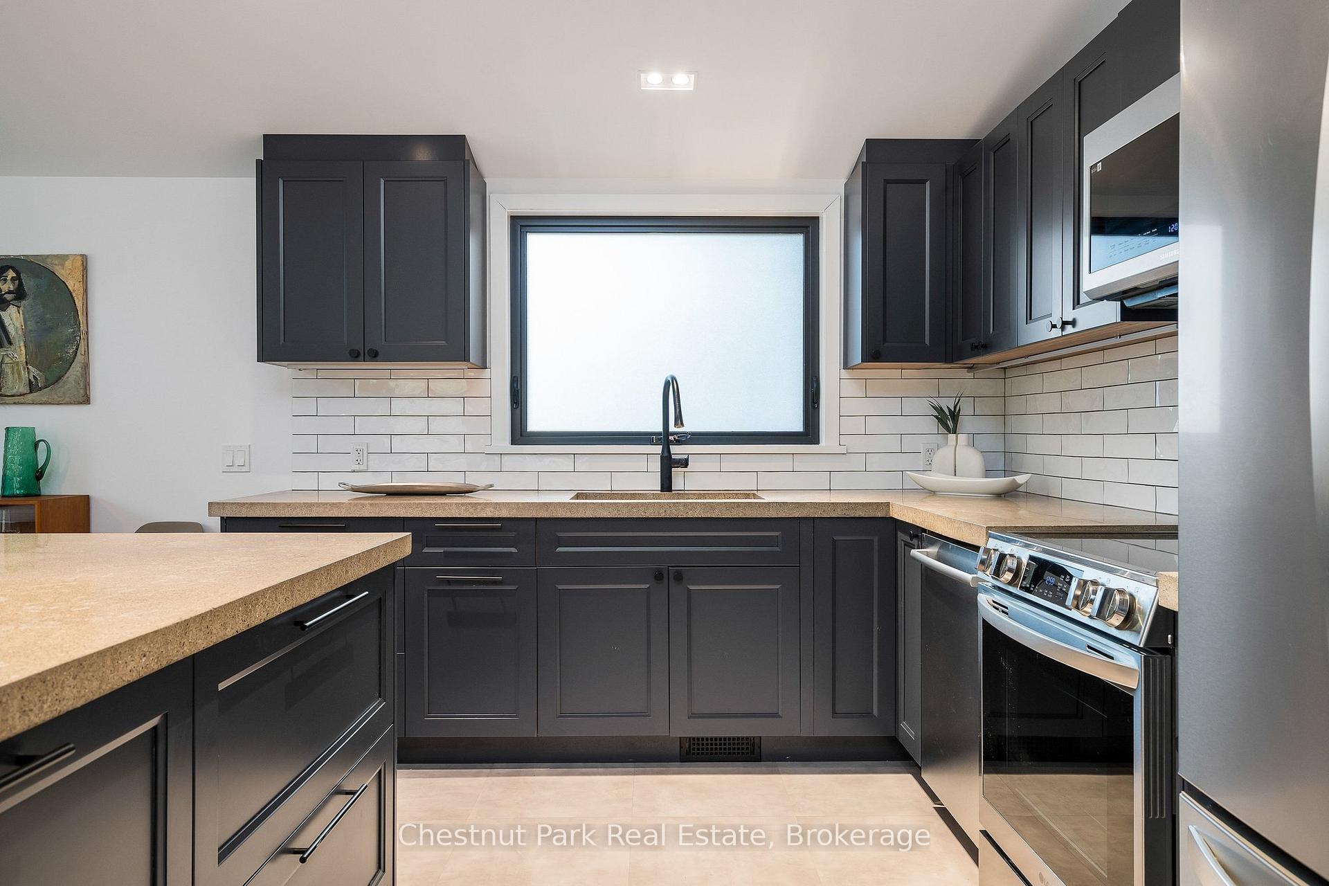 3 Bedroom Single Family Home/House's Image 15
