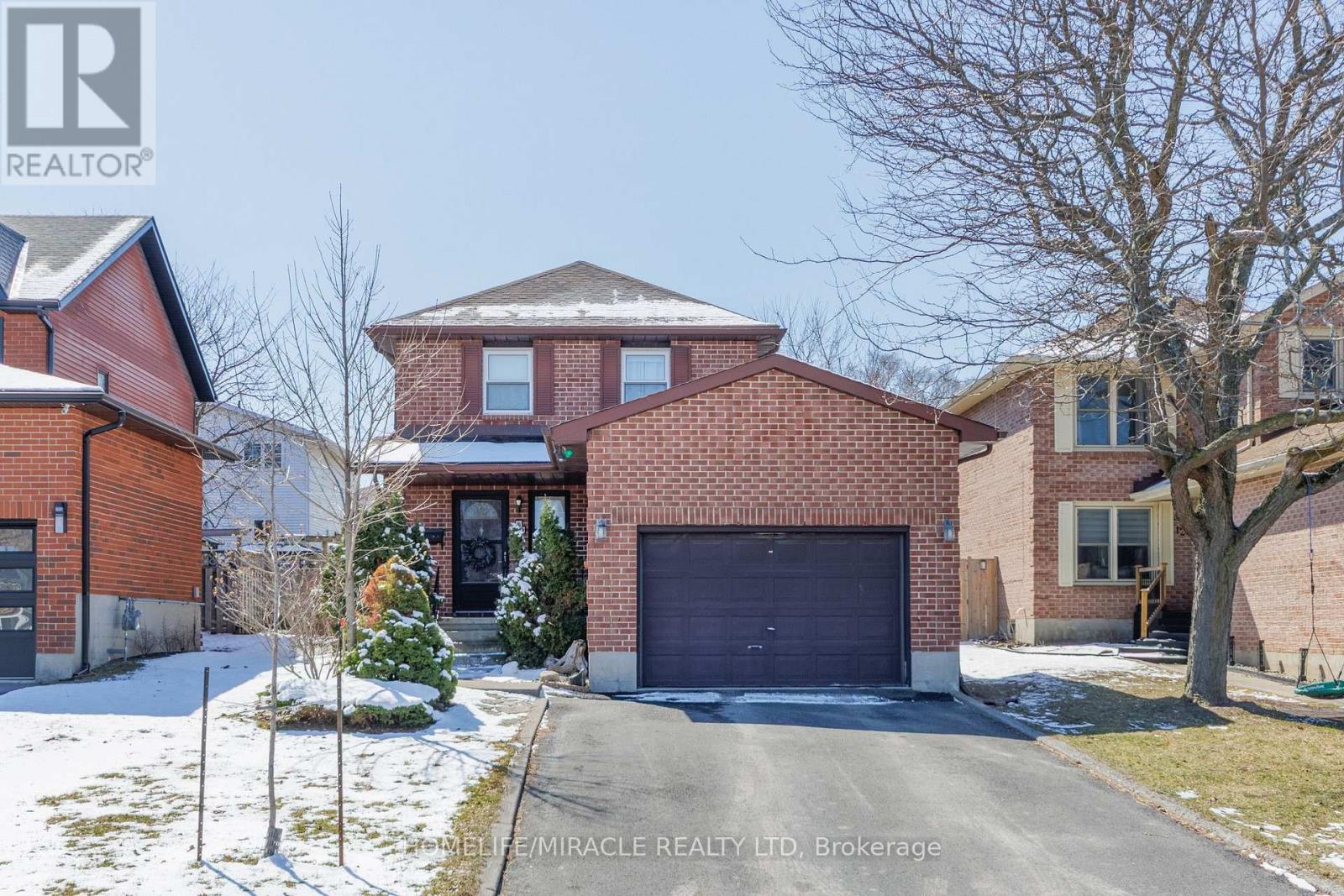 10 Balmoral Court Kingston Ontario Canada Sale residential Anil Gupta HomeLife/Miracle Realty Ltd., Brokerage*