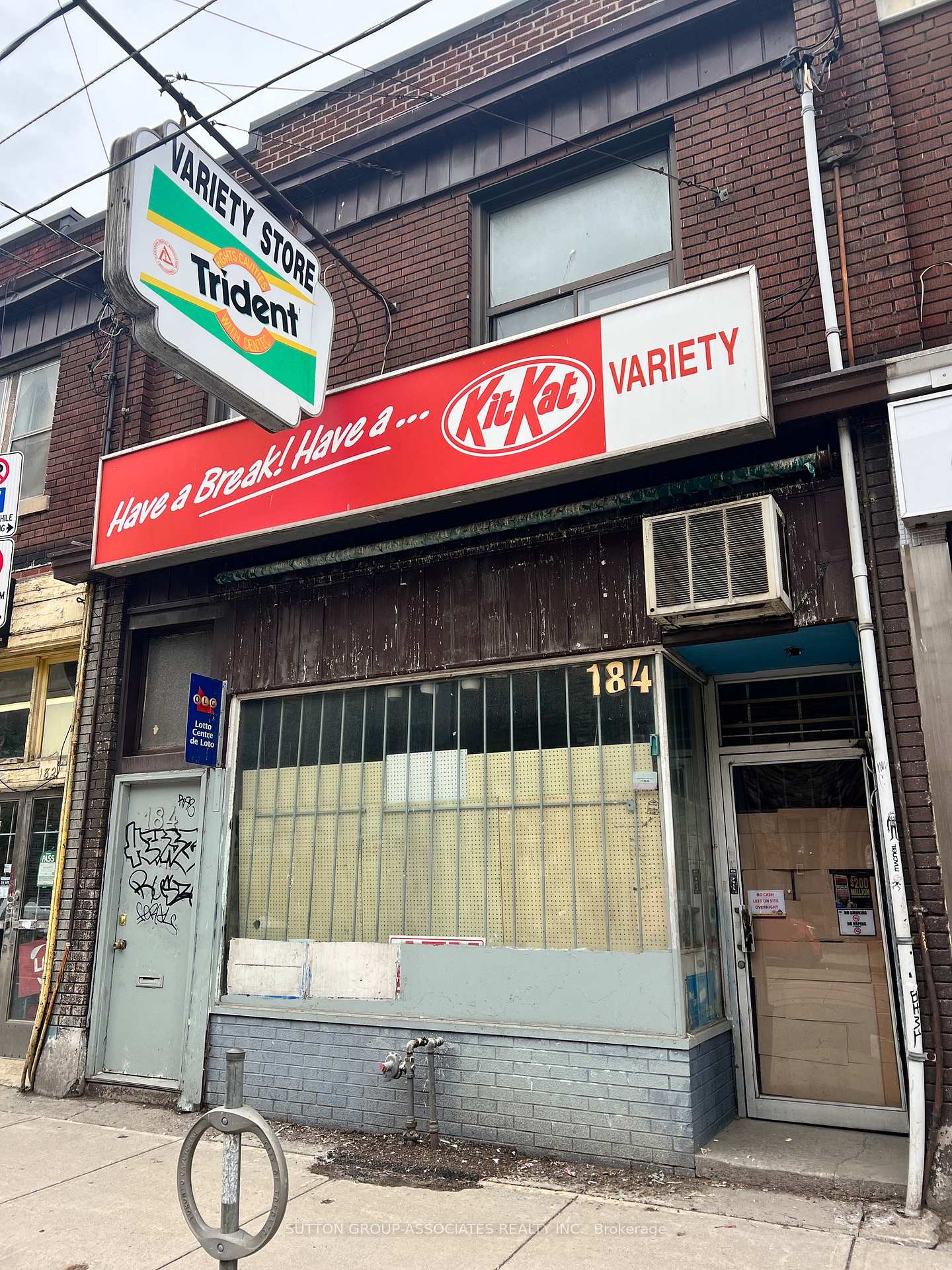 184 Carlton Street Toronto Ontario Canada Sale commercial Distillery and Canary Condos Real Estate Homeward, Brokerage*