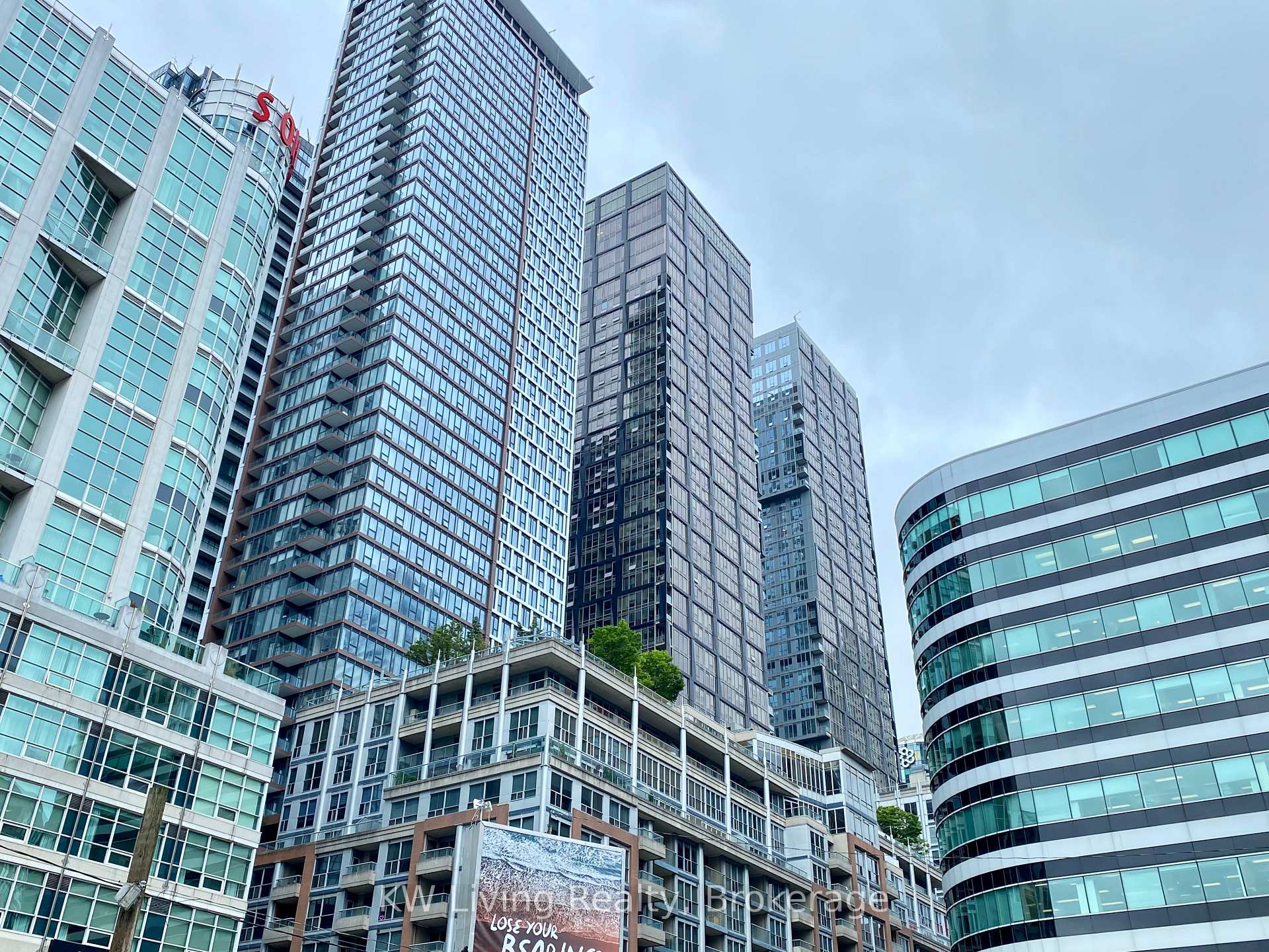 602 - 15 Mercer Street Toronto Ontario Canada Rent residential Jatin Gill Re/Max Your Community Realty, Brokerage*