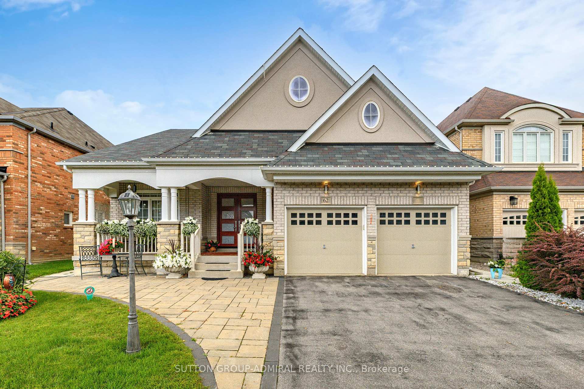 62 Waterton Way Bradford West Gwillimbury Ontario Canada Sale residential Claudia Kovalev Sutton Group-Admiral Realty Inc., Brokerage *