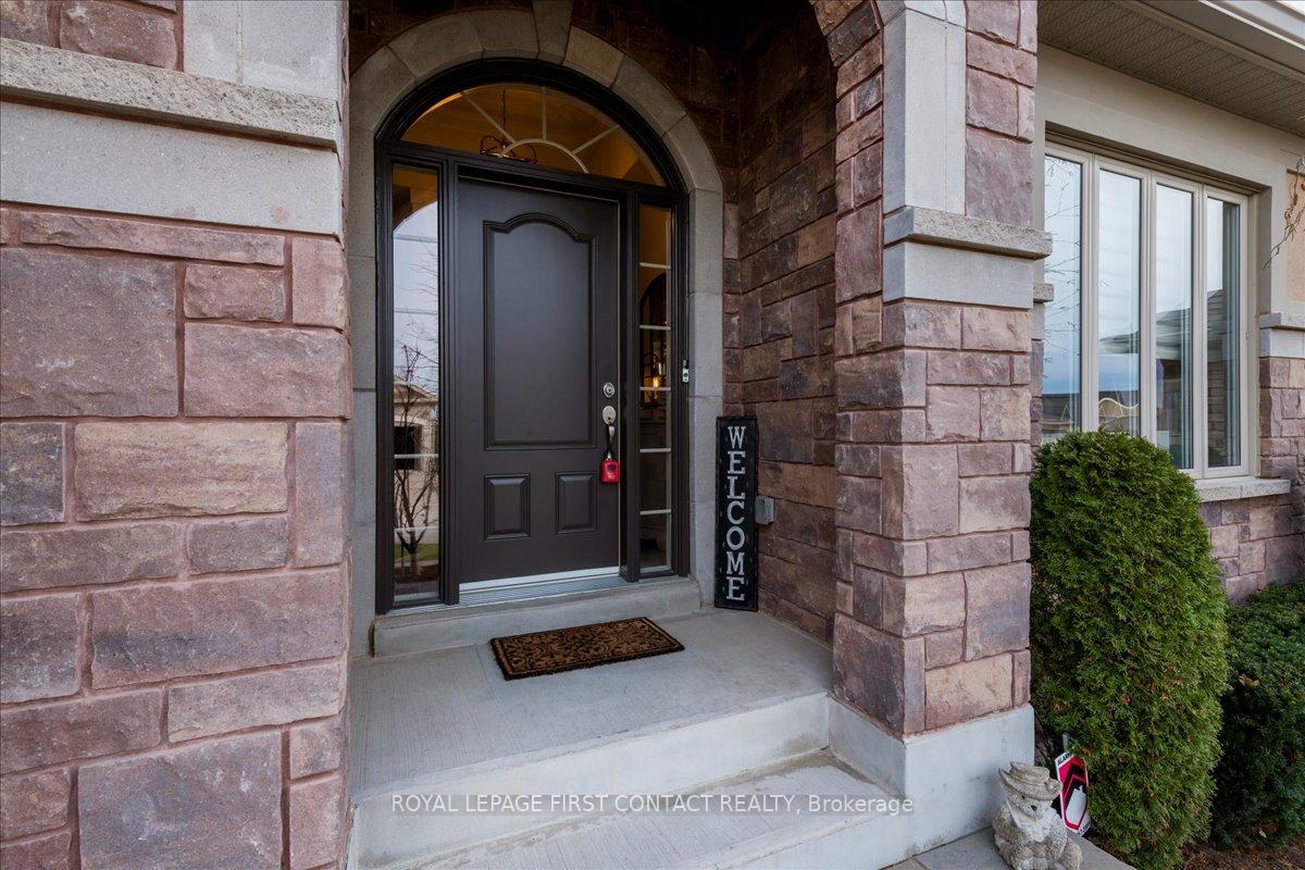 222 Ridge Way New Tecumseth Ontario Canada Sale residential Domenic D'Addio Royal LePage First Contact Realty Brokerage