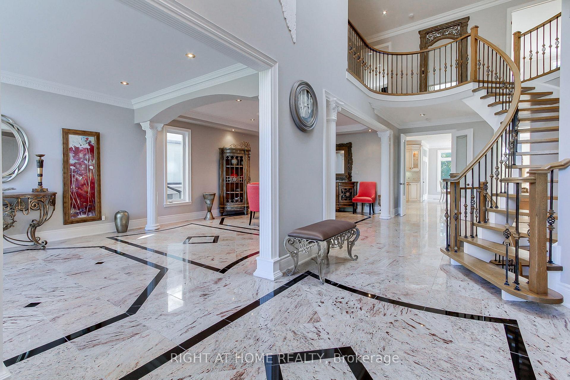 185 King High Drive Vaughan Ontario Canada Sale residential Mostafa Khayatzadeh Right at Home Realty, Brokerage*