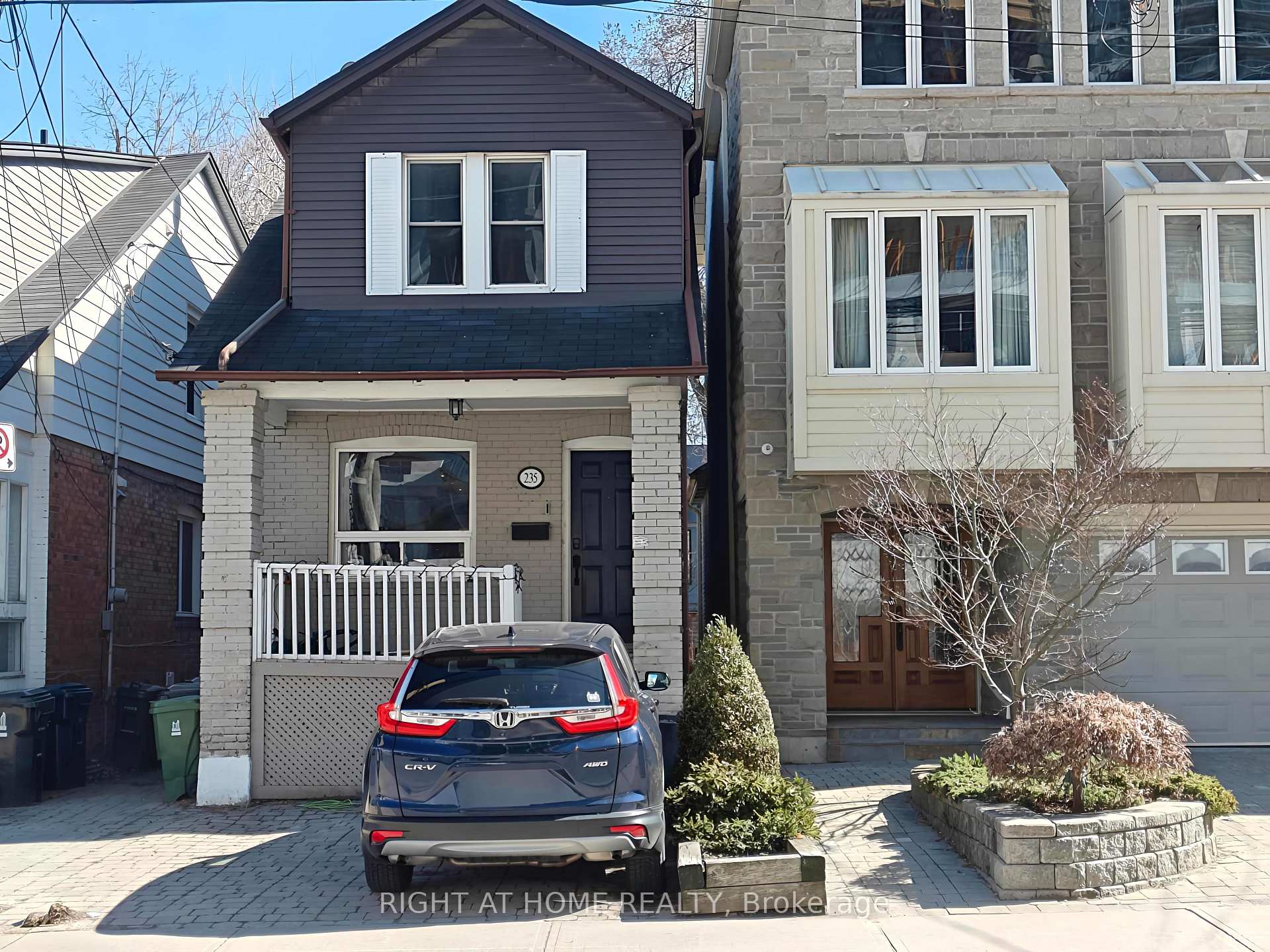 235 Soudan Avenue Toronto Ontario Canada Rent residential   Right at Home Realty, Brokerage