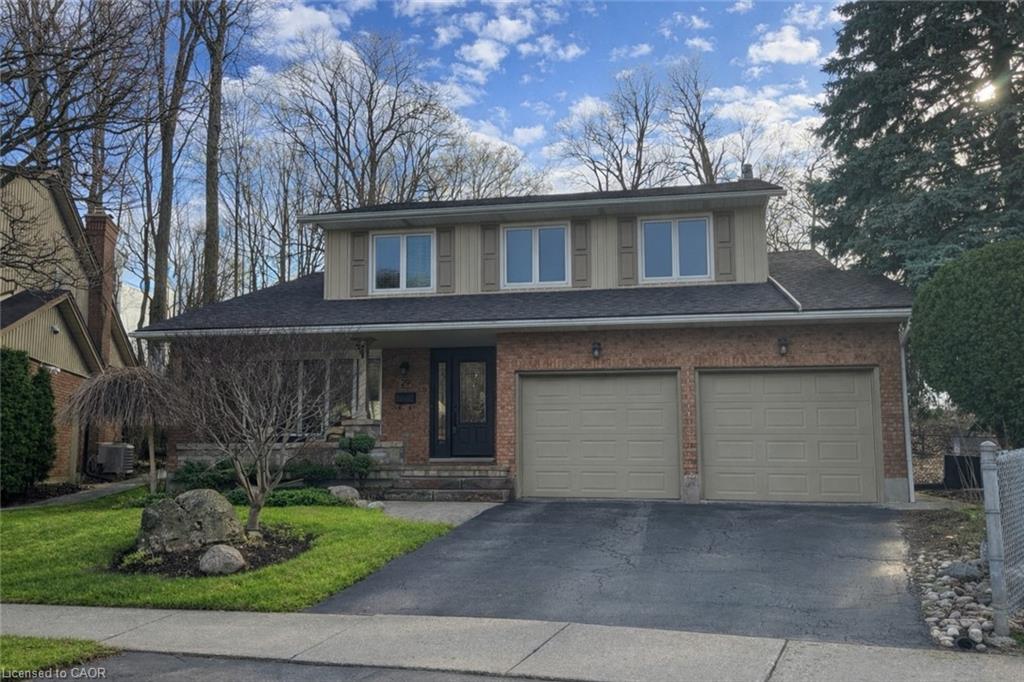 29 Muskoka Court Kitchener Ontario Canada Sale residential Dawn Peace RE/MAX Twin City Realty Inc., Brokerage*