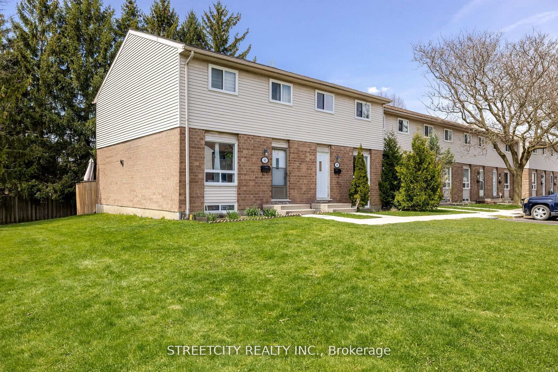 40 - 311 Vesta Road London East Ontario Canada Sale residential Frank Pontes STREETCITY REALTY INC., BROKERAGE*