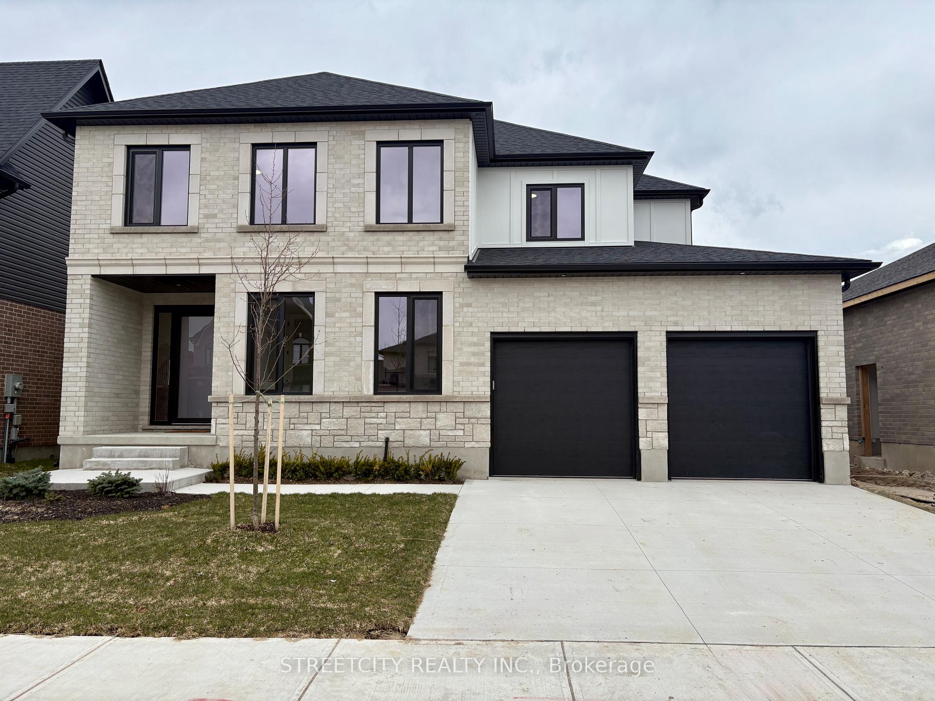 6346 Old Garrison Boulevard London South Ontario Canada Sale residential Frank Pontes STREETCITY REALTY INC., BROKERAGE*
