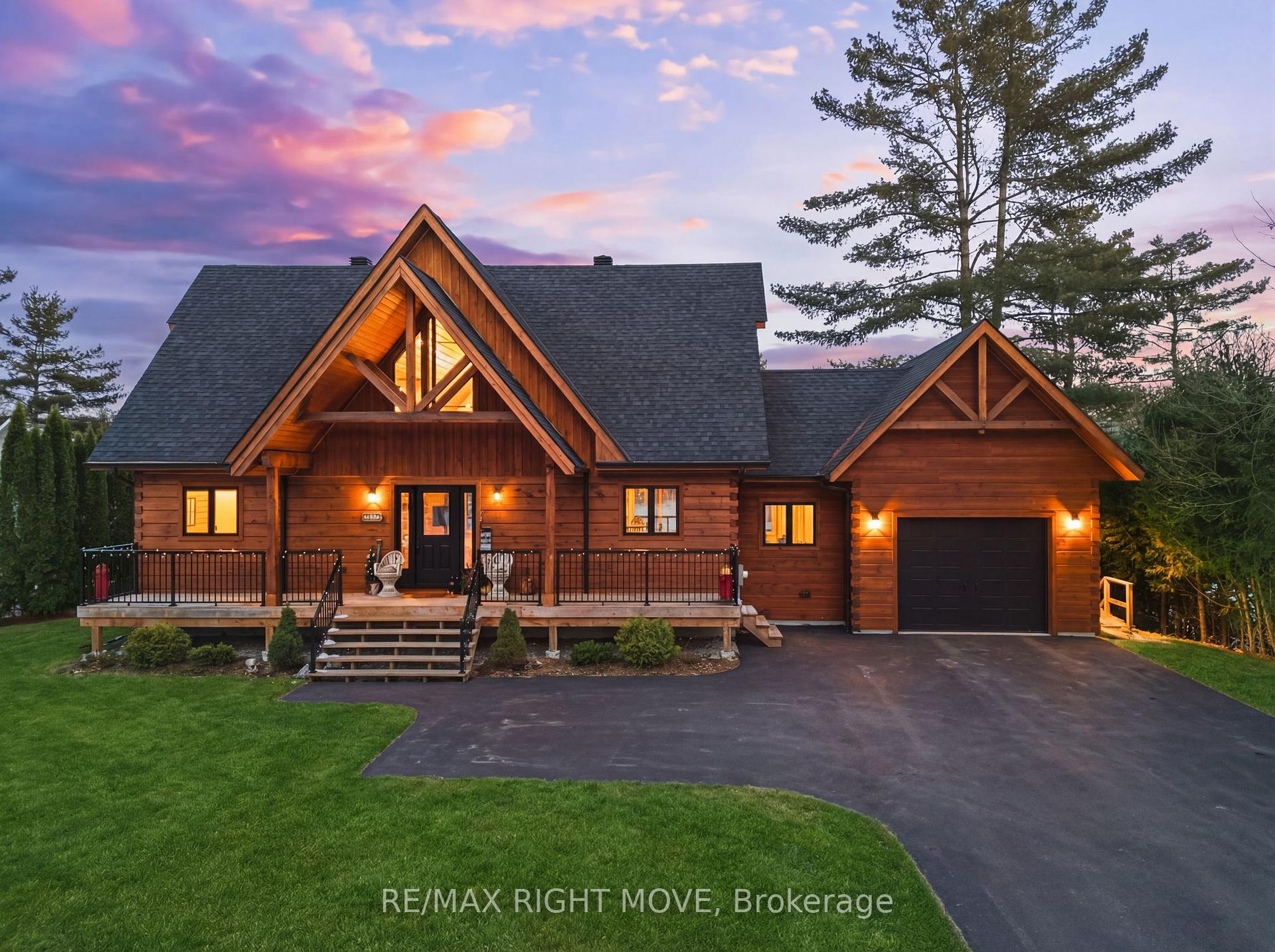 1935 Mcleod Drive Severn Ontario Canada Sale residential Damian Strak RE/MAX RIGHT MOVE, BROKERAGE *
