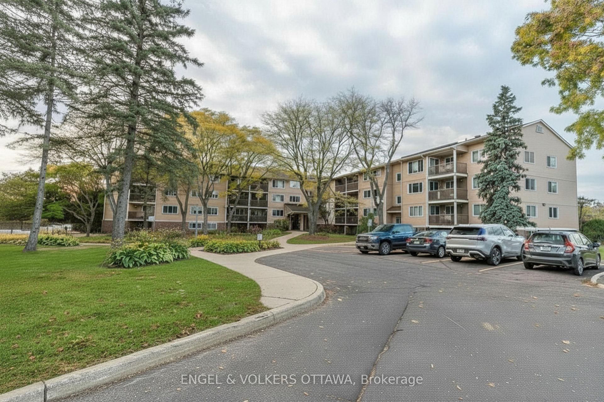201 - 6376 Bilberry Drive Ottawa Ontario Canada Sale residential   Colleen Lyle Real Estate Team