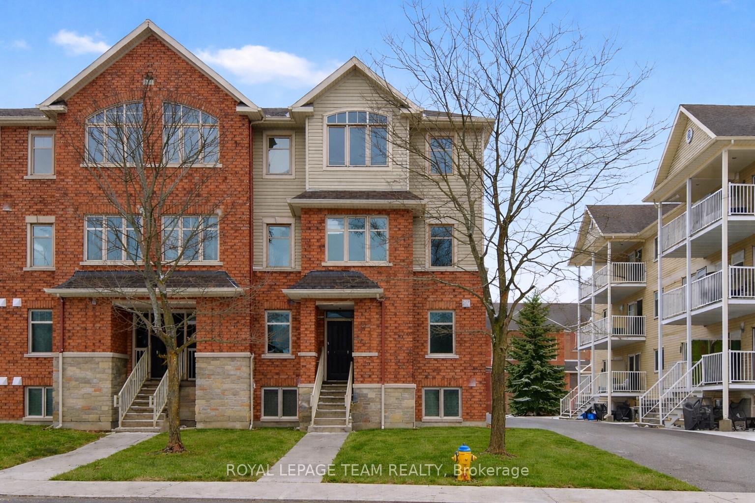 255 Deercroft Avenue Ottawa Ontario Canada Sale residential   Colleen Lyle Real Estate Team